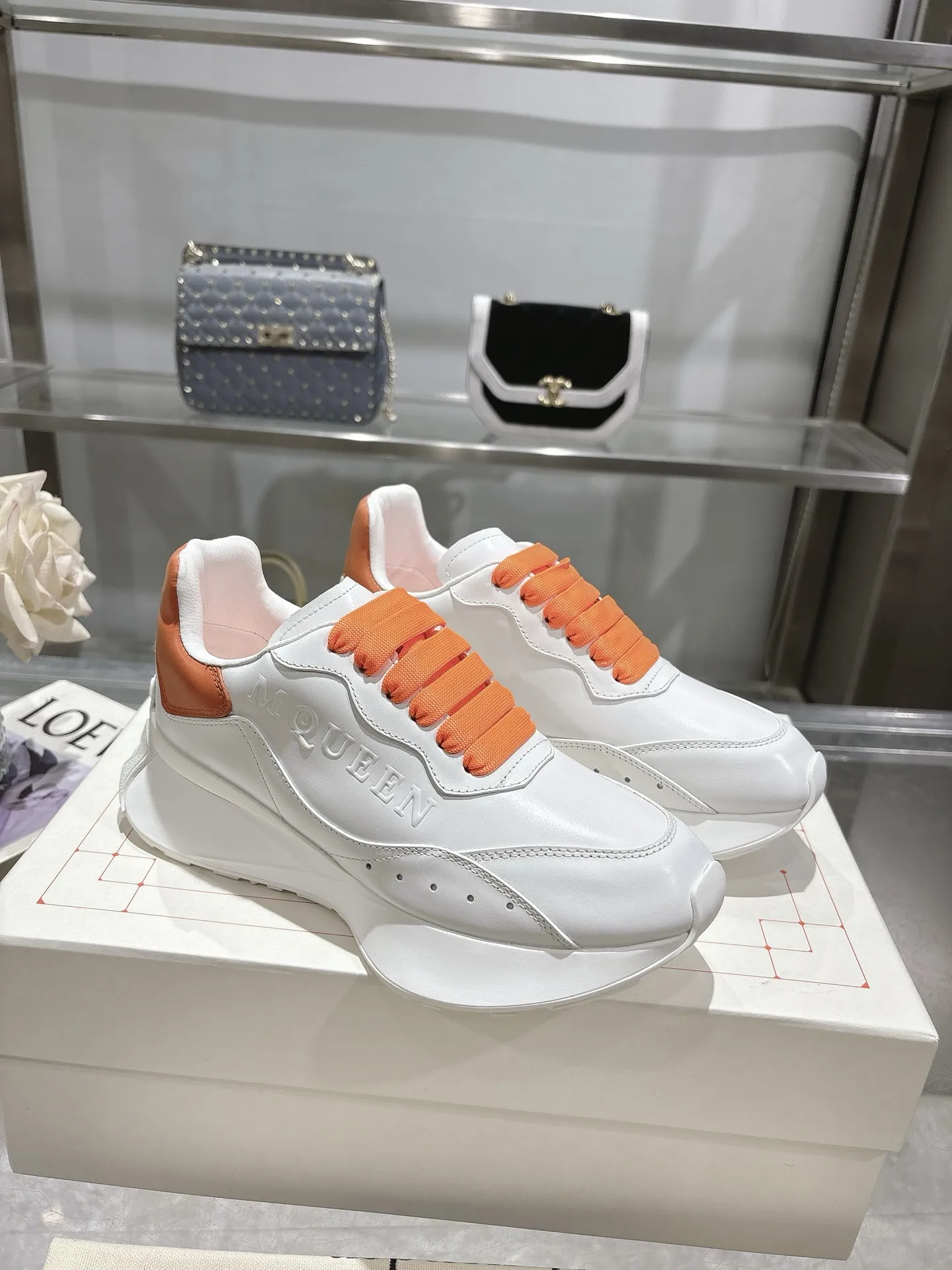 ALEXANDER MCQUEEN 白橙色 Sprintスニーカー - 画像 (3)