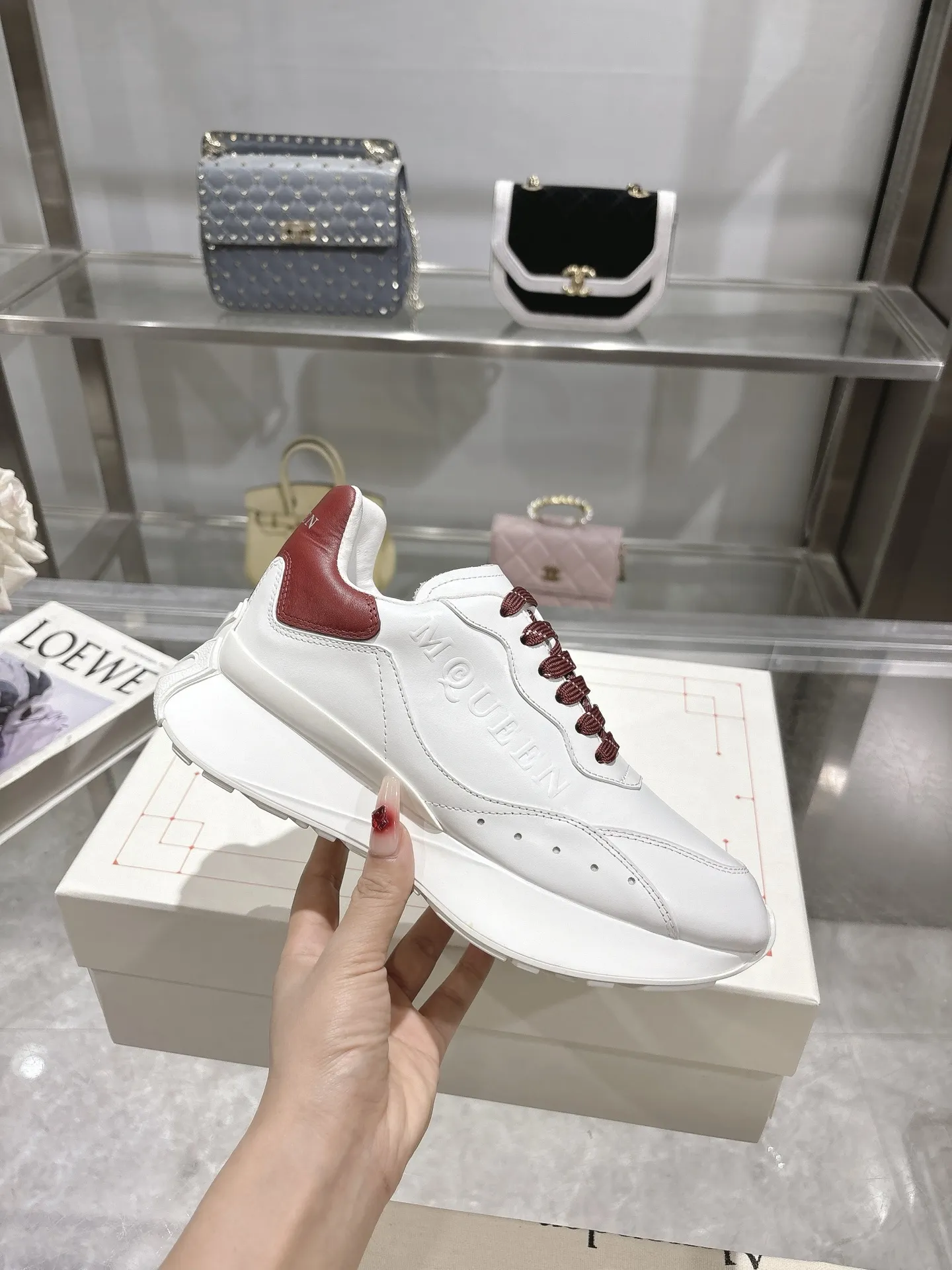 ALEXANDER MCQUEEN ホワイトレッド スニーカー