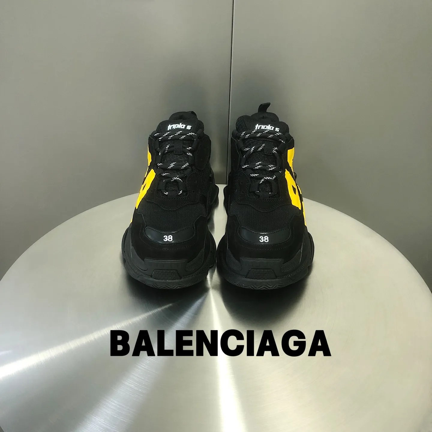 Balenciaga Triple S ブラックイエロー老舗靴 - 画像 (3)