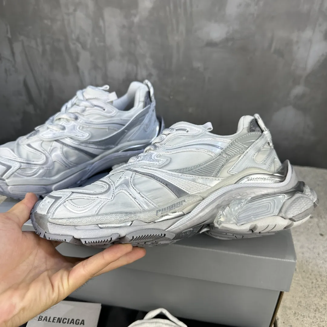Balenciaga Runner-2 破壊風 ホワイト スニーカー - 画像 (5)
