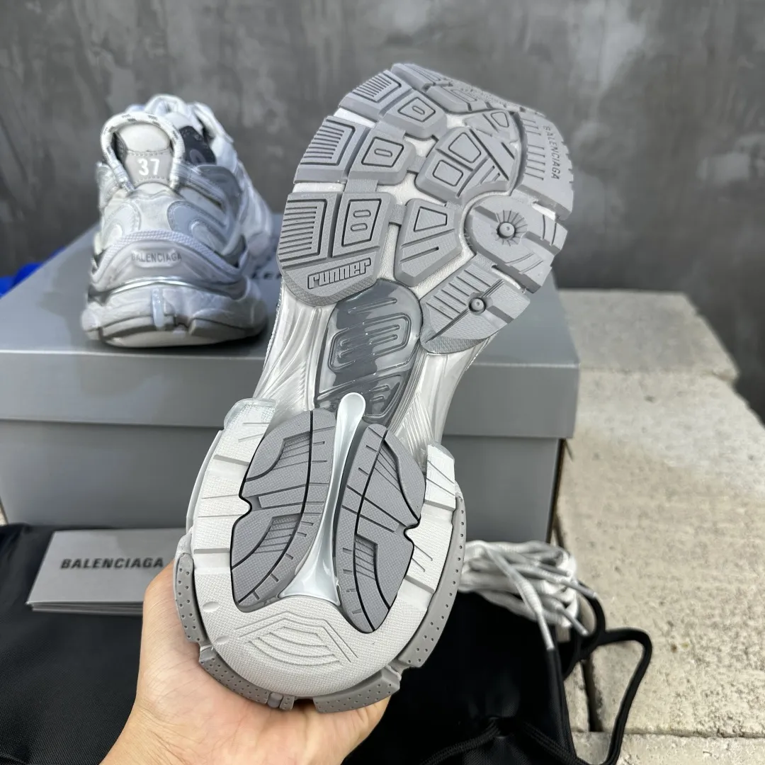 Balenciaga Runner-2 破壊風 ホワイト スニーカー - 画像 (10)