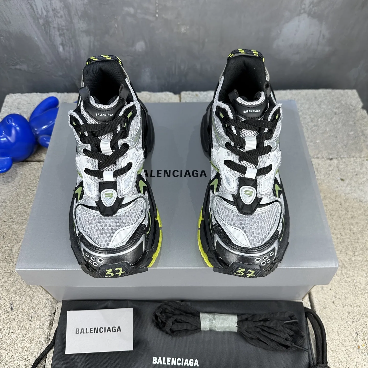 BALENCIAGA Runner-2 破坏风 白黑黄 スニーカー - 画像 (3)