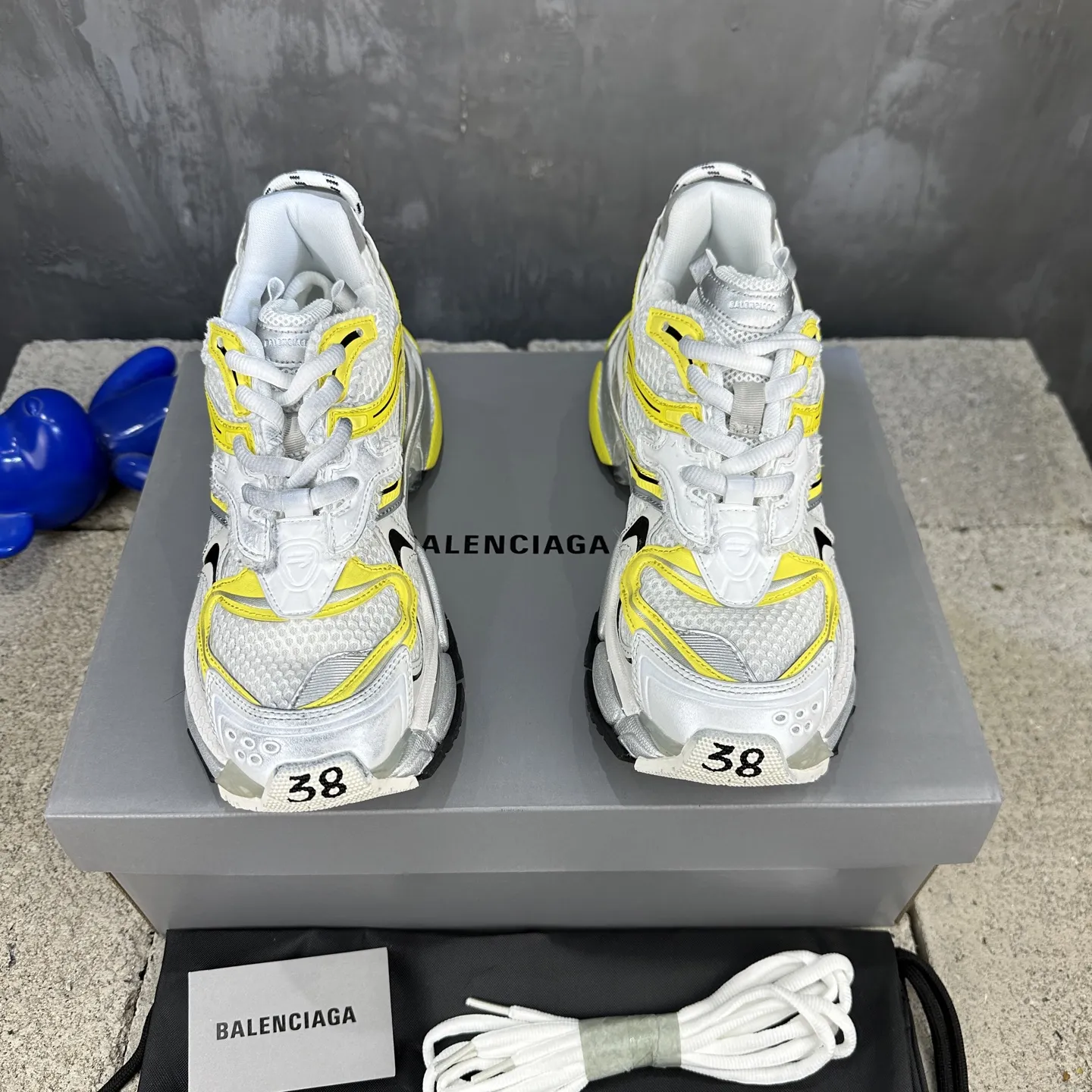 BALENCIAGA Runner-2 白黄色 破坏风款 - 画像 (3)