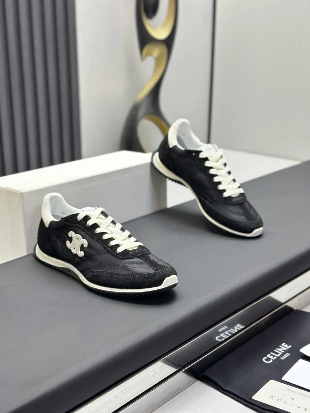 CELINE 2025春夏Racerシリーズ ブラックスニーカー - 画像 (4)