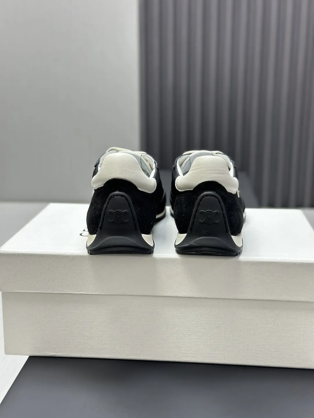 CELINE 2025春夏Racerシリーズ ブラックスニーカー - 画像 (8)