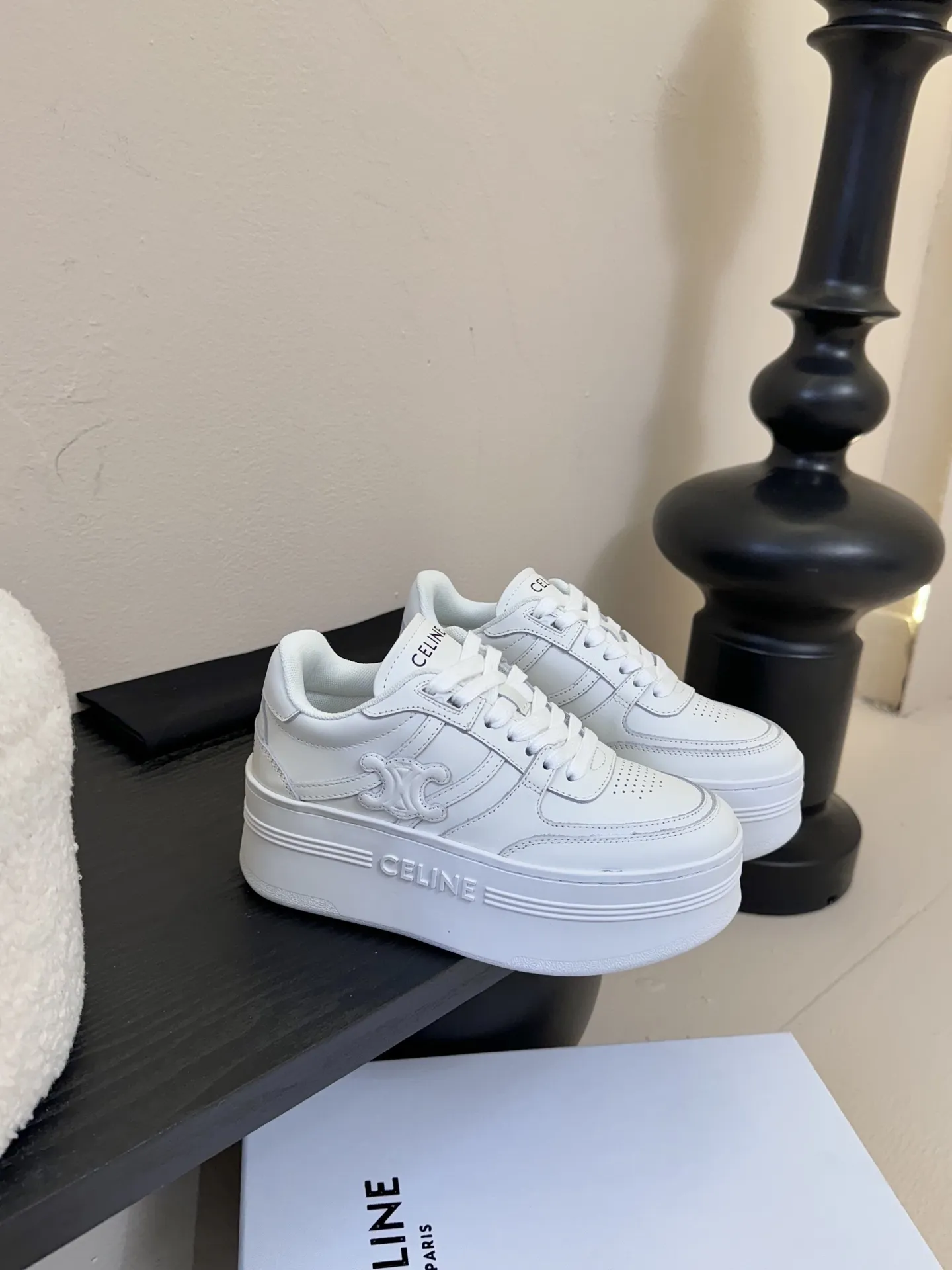 CELINE RUNNER CR-03 ホワイト スニーカー 2025春夏 - 画像 (3)