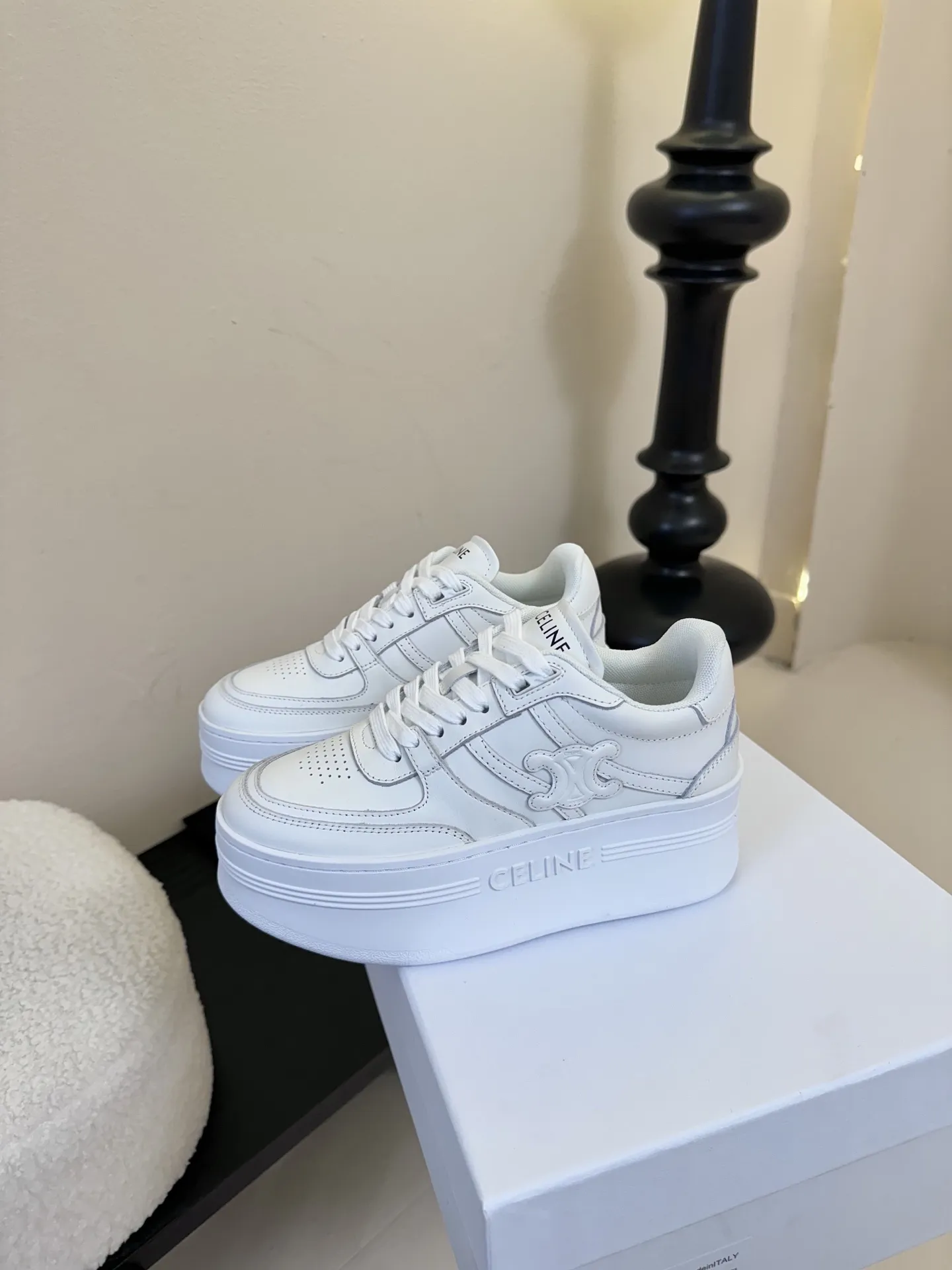 CELINE RUNNER CR-03 ホワイト スニーカー 2025春夏 - 画像 (6)