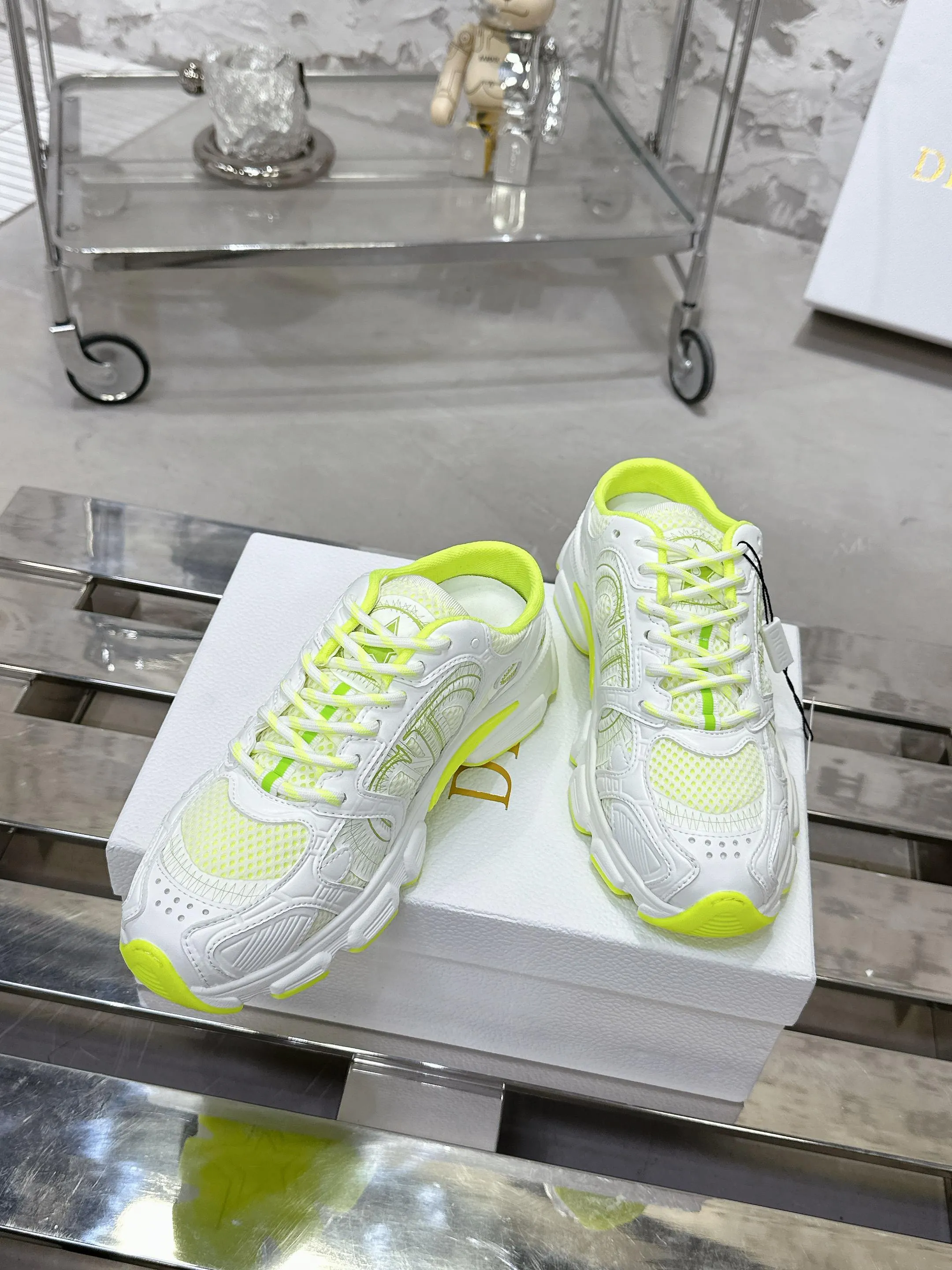 DIOR CHRONO ホワイトイエロー オールドパップシューズ - 画像 (6)