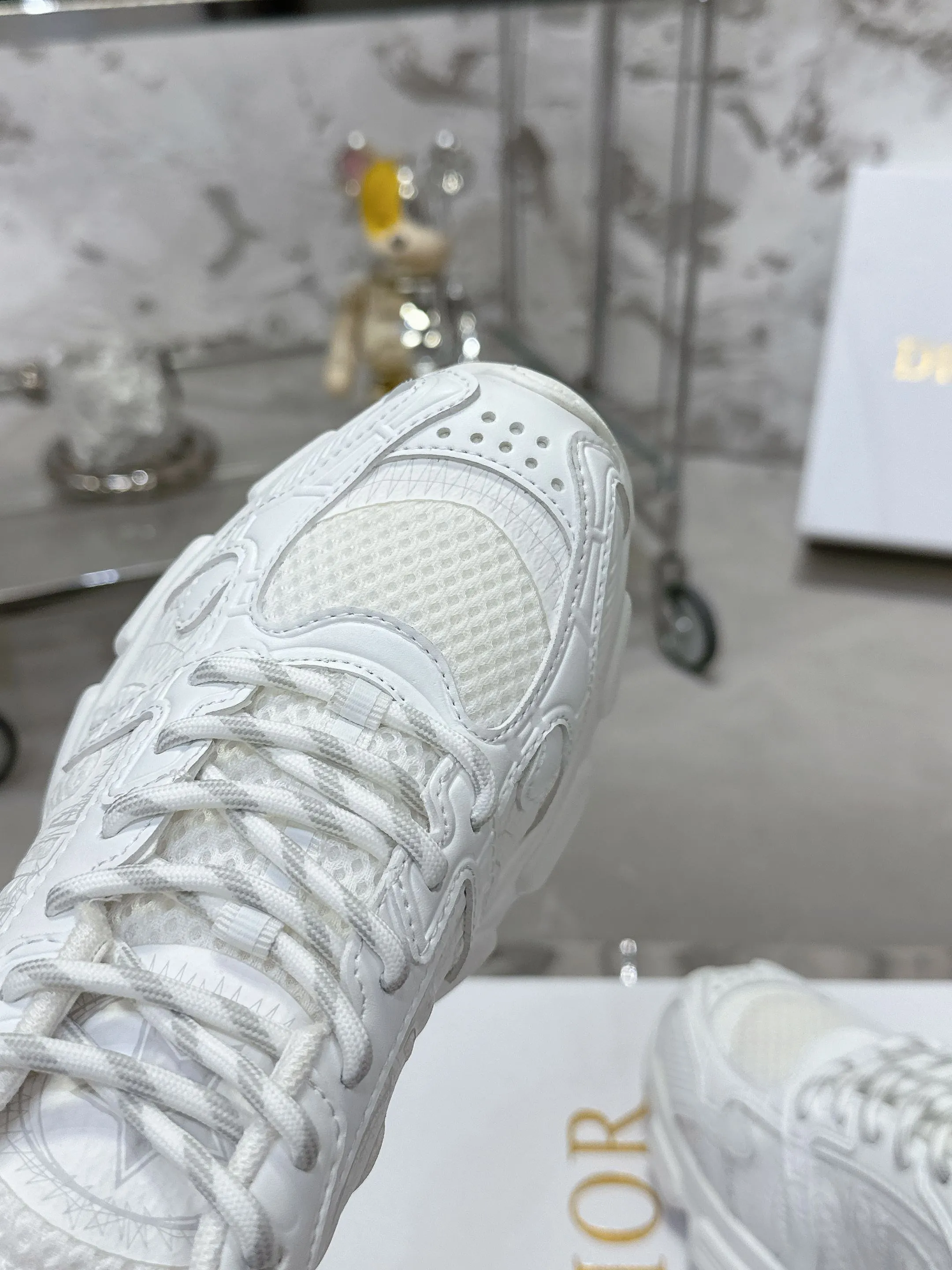 Christian Dior 白 クロノ老舗シューズ - 画像 (9)