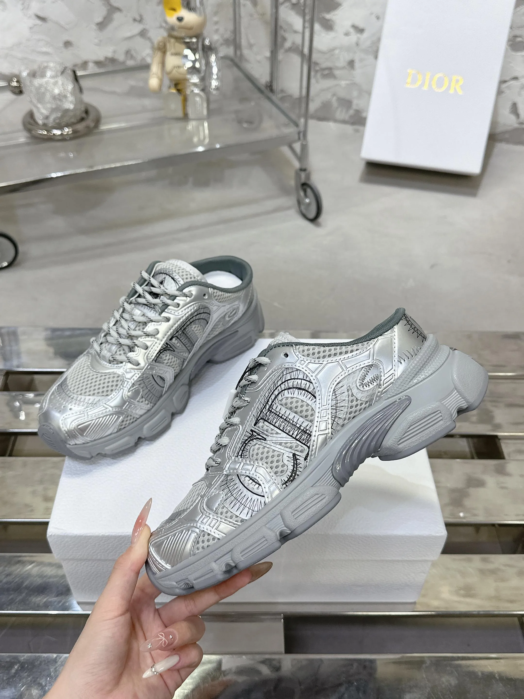 Christian Dior シルバー クロノスニーカー - 画像 (3)