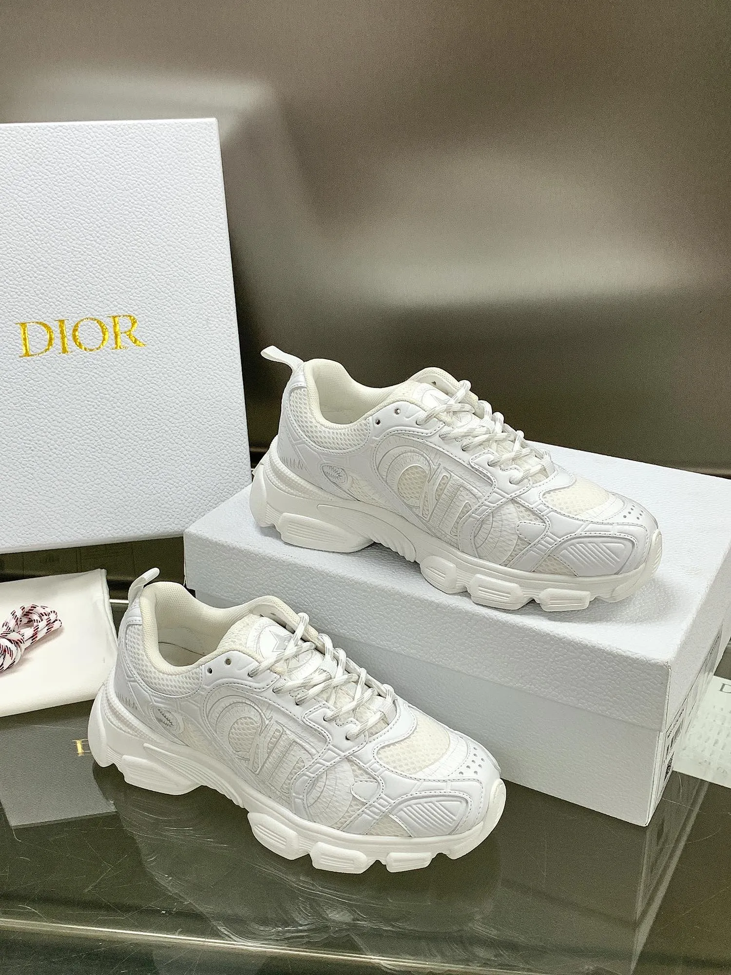 Christian Dior 白 Chronoスニーカー - 画像 (5)