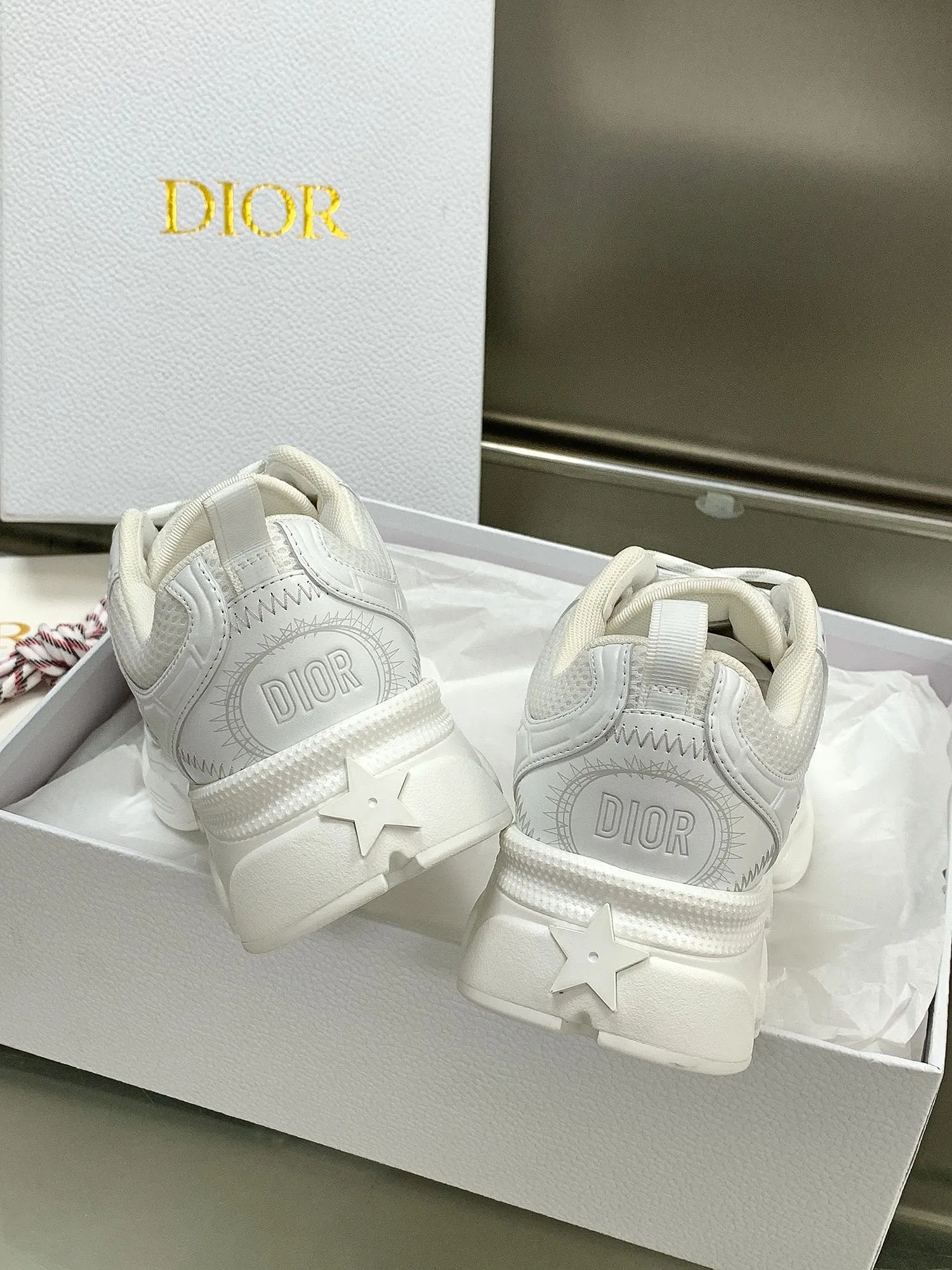 Christian Dior 白 Chronoスニーカー - 画像 (6)