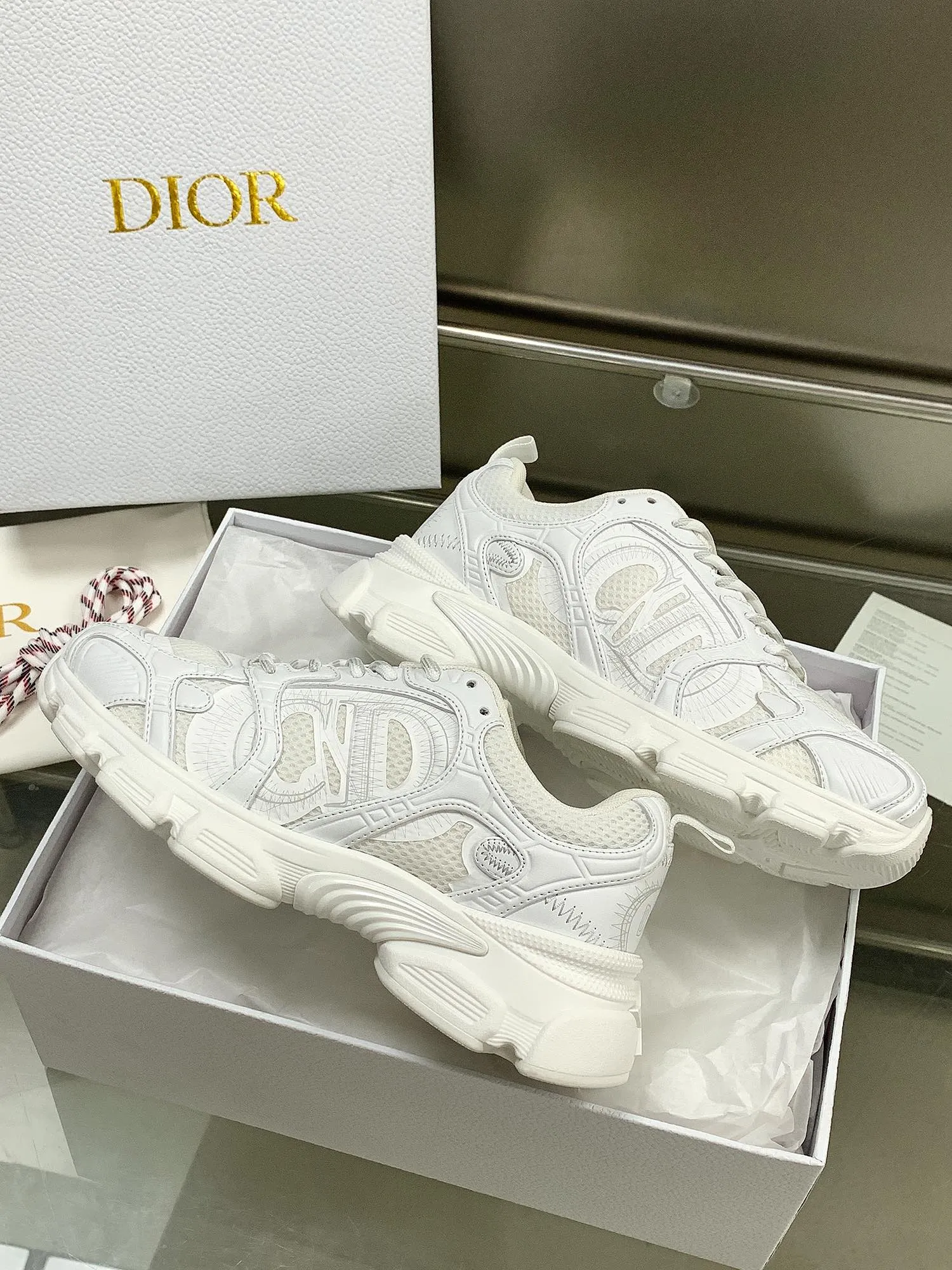 Christian Dior 白 Chronoスニーカー - 画像 (7)