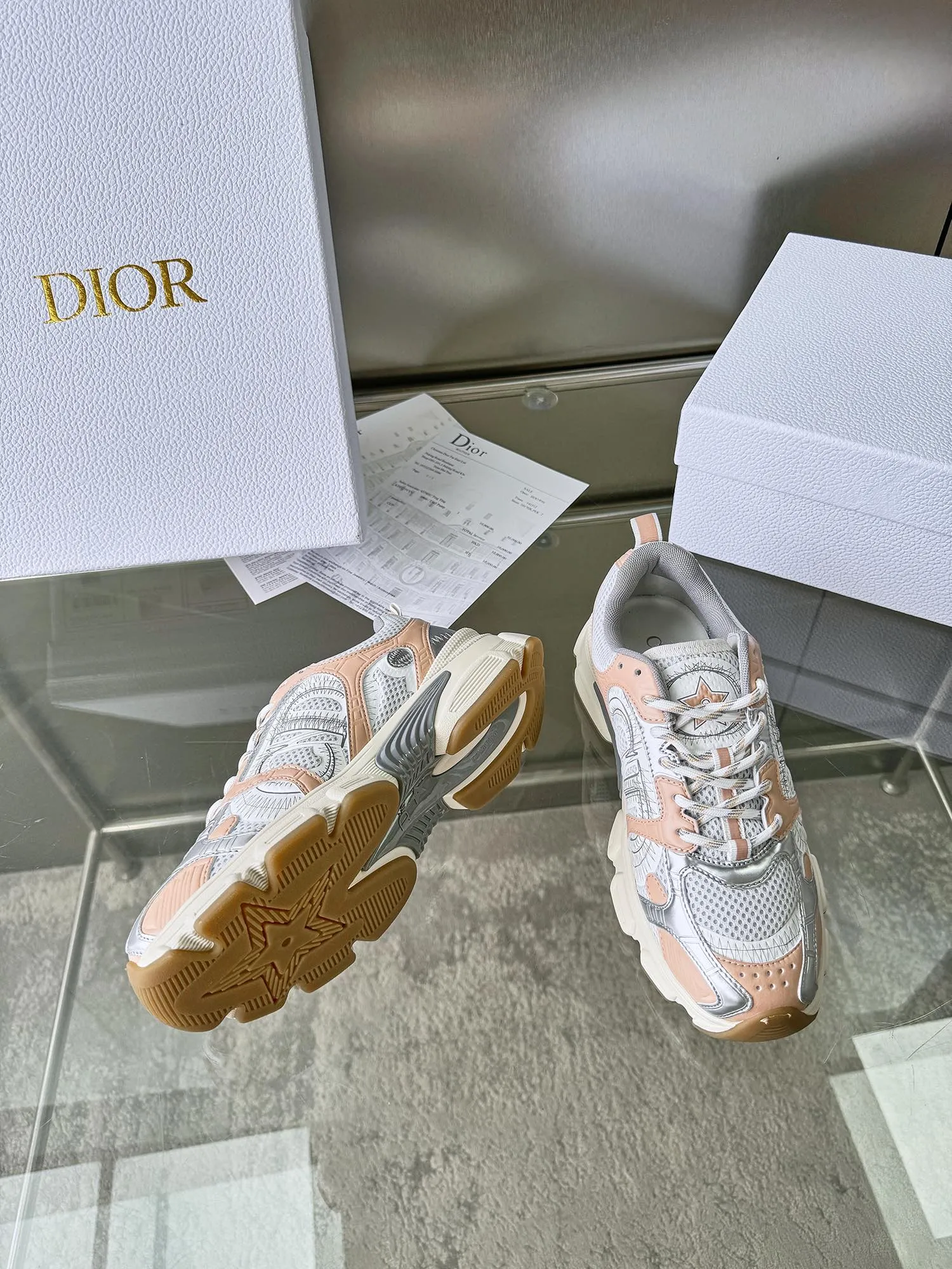 Dior 2024新作 Chrono 厚底スニーカー 果実色 - 画像 (10)