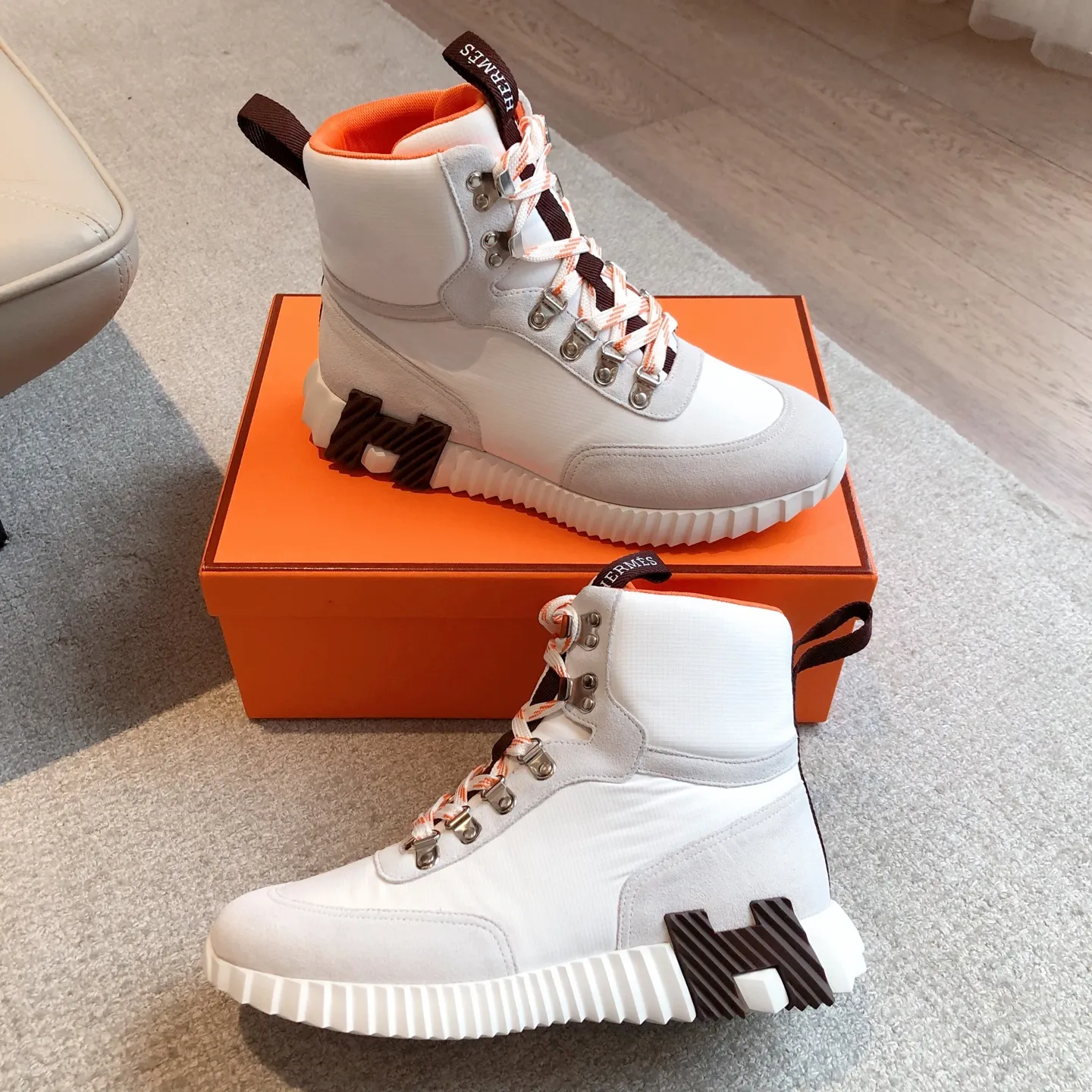 Hermès SS25新作 ホワイトブーツ メンズ - 画像 (9)