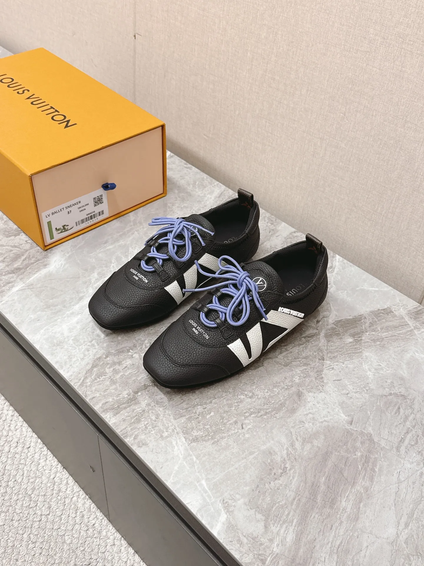 Louis Vuitton スニーカリーナ ブラック バレエシューズ