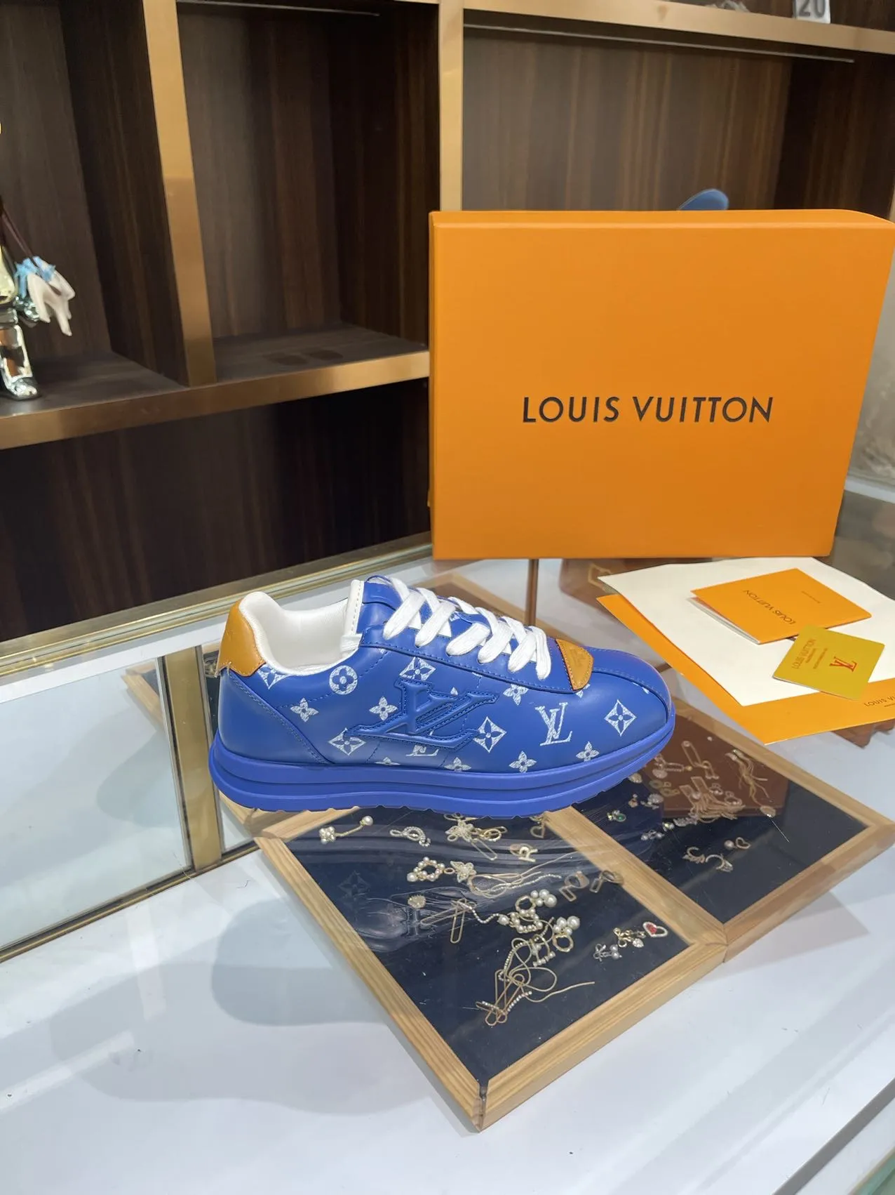 Louis Vuitton Buluカジュアルシューズ2025年秋冬新作