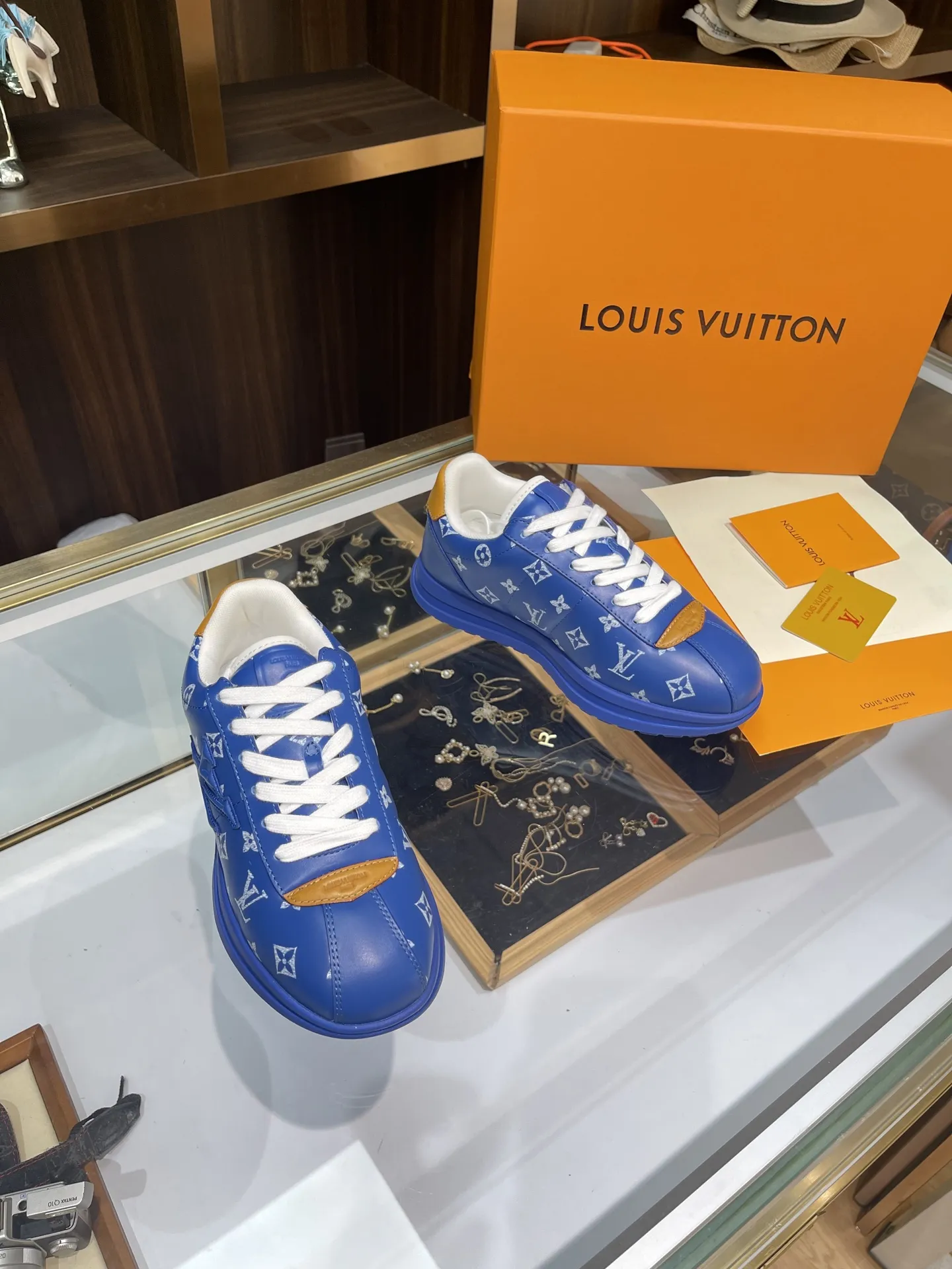 Louis Vuitton Buluカジュアルシューズ2025年秋冬新作 - 画像 (3)