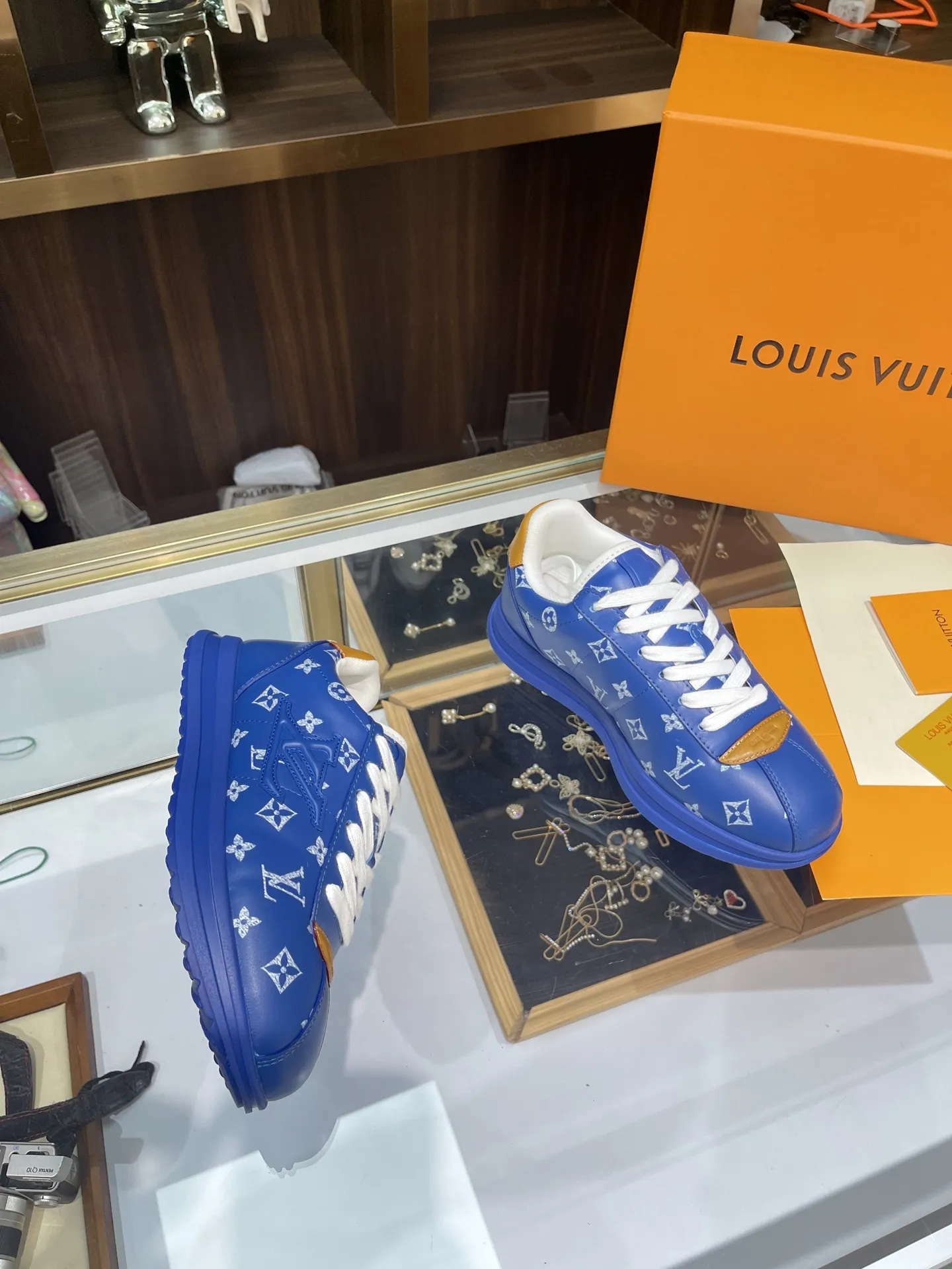 Louis Vuitton Buluカジュアルシューズ2025年秋冬新作 - 画像 (4)