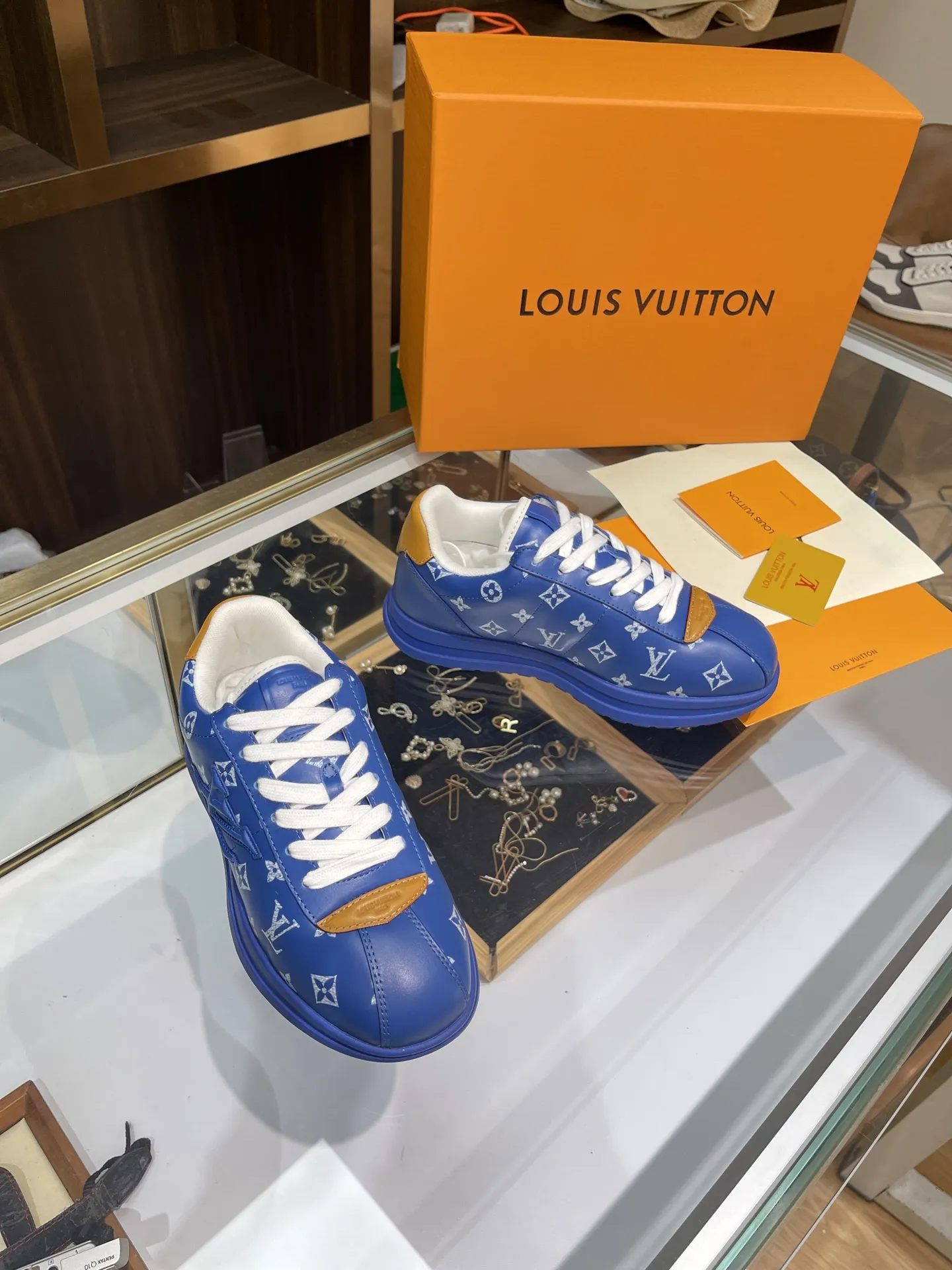 Louis Vuitton Buluカジュアルシューズ2025年秋冬新作 - 画像 (5)