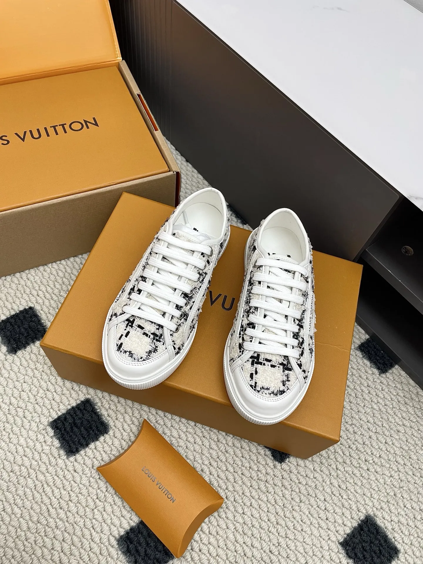 ルイヴィトン Lagoon 白 厚底スニーカー - 画像 (3)