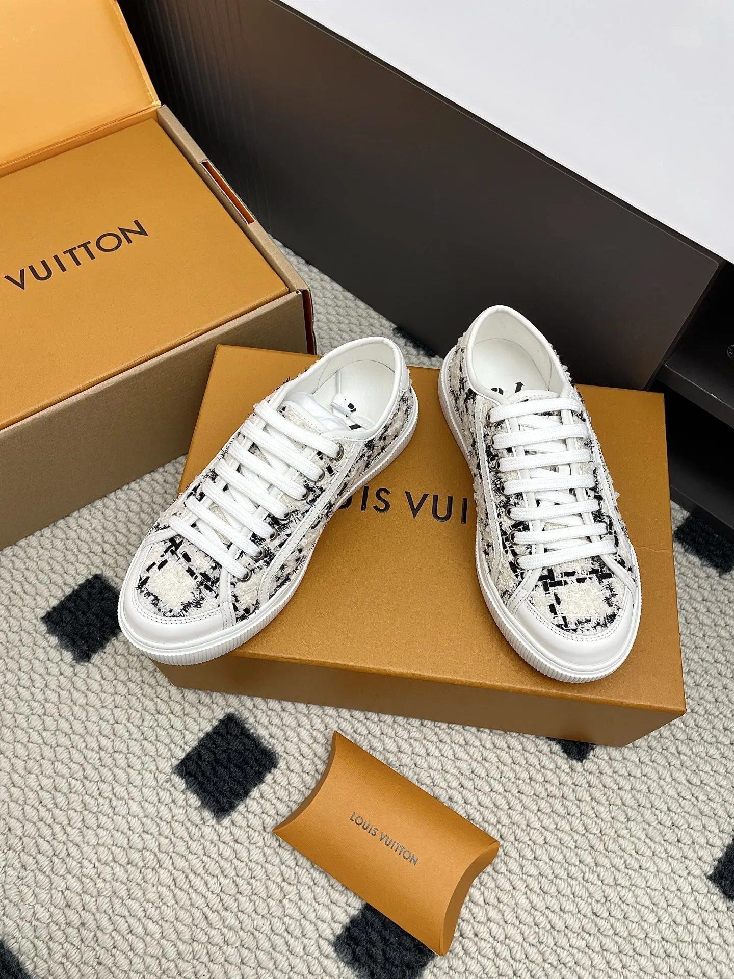 ルイヴィトン Lagoon 白 厚底スニーカー - 画像 (4)