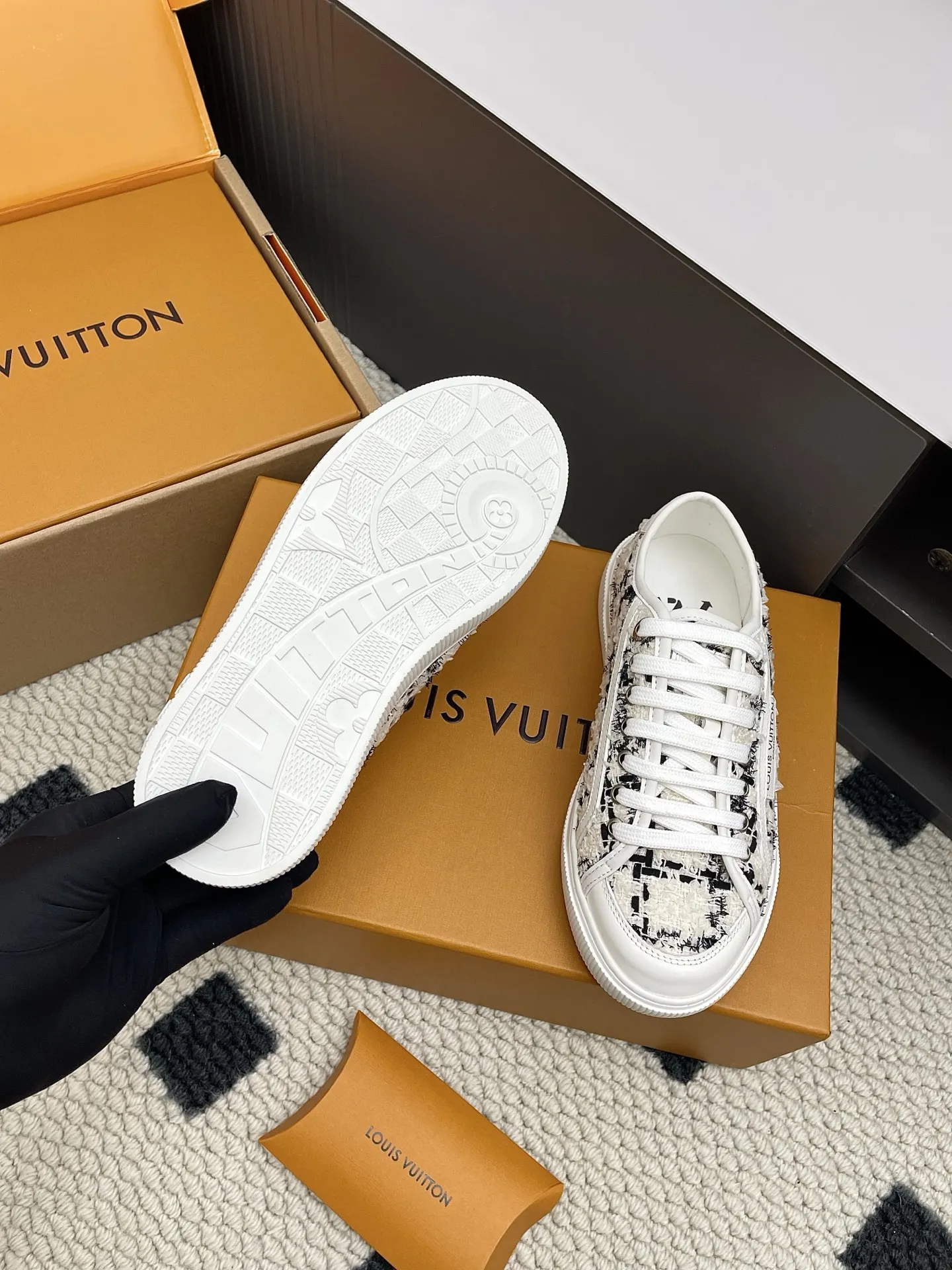 ルイヴィトン Lagoon 白 厚底スニーカー - 画像 (8)