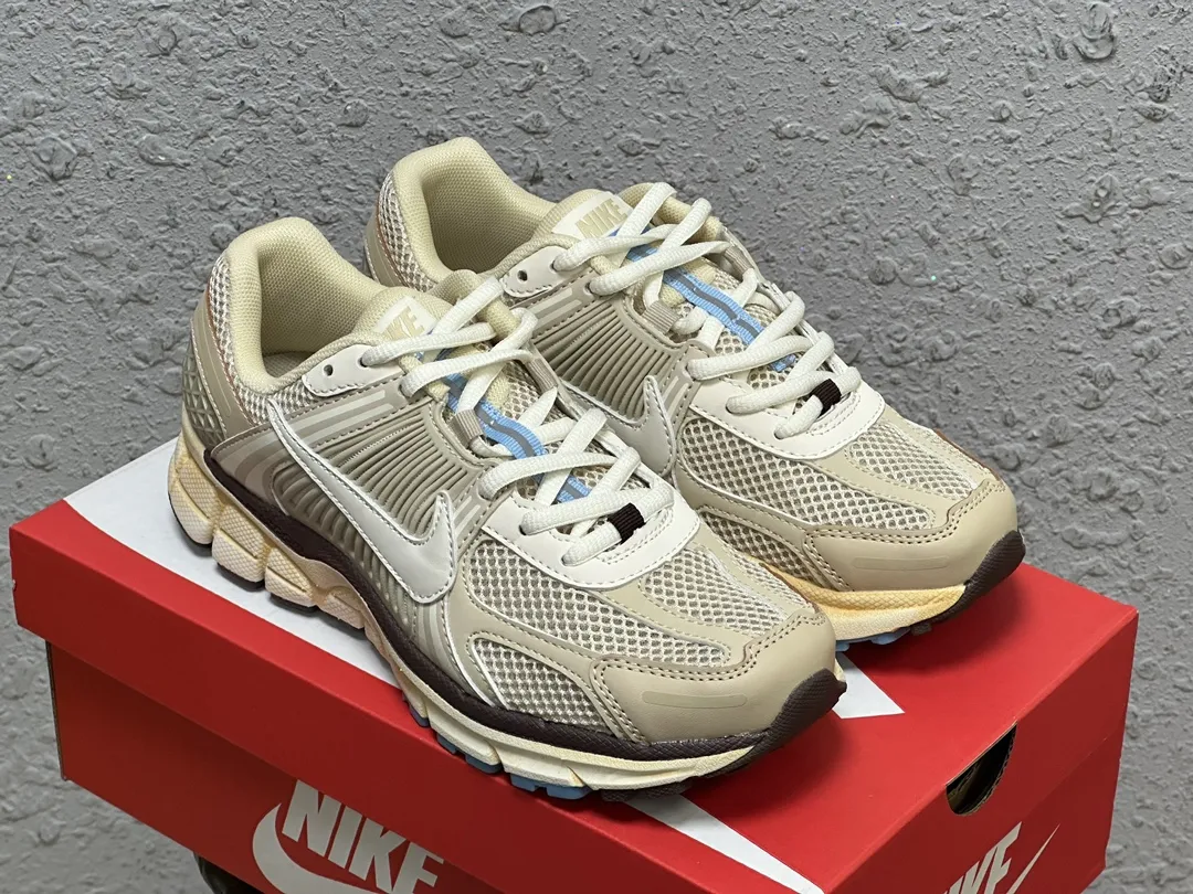 Nike Zoom Vomero 5 SP ヴァストグレー セイル - 画像 (8)