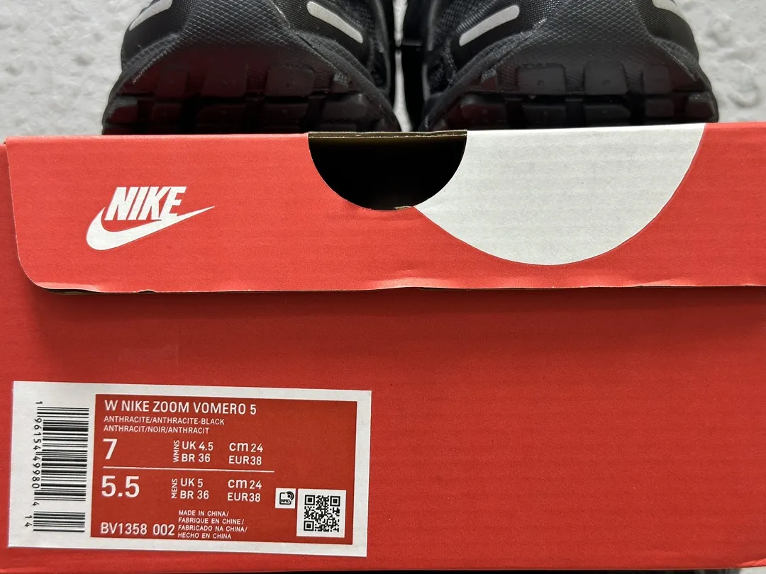 Nike Zoom Vomero 5 SP ブラックレトロランニングシューズ - 画像 (10)