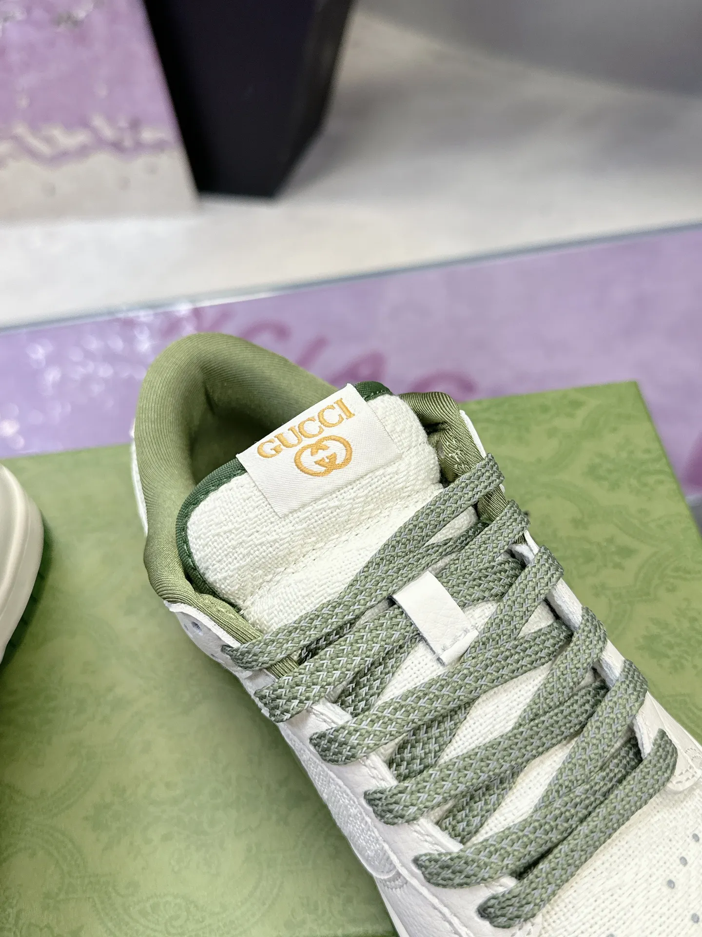 Gucci x Nike Dunk SB 白緑コラボスニーカー - 画像 (8)