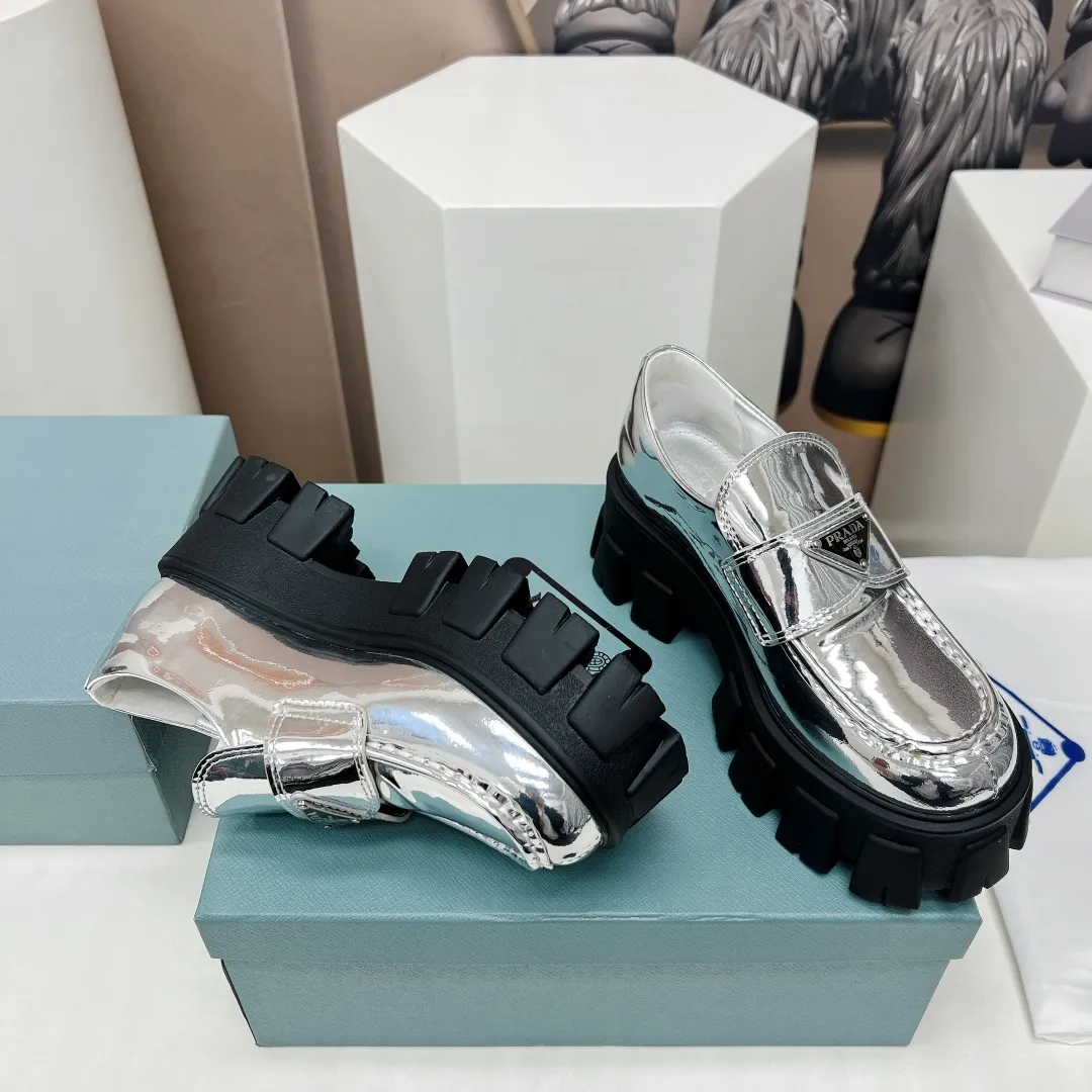 PRADA 2023春シルバースリッポンシューズ - 画像 (8)