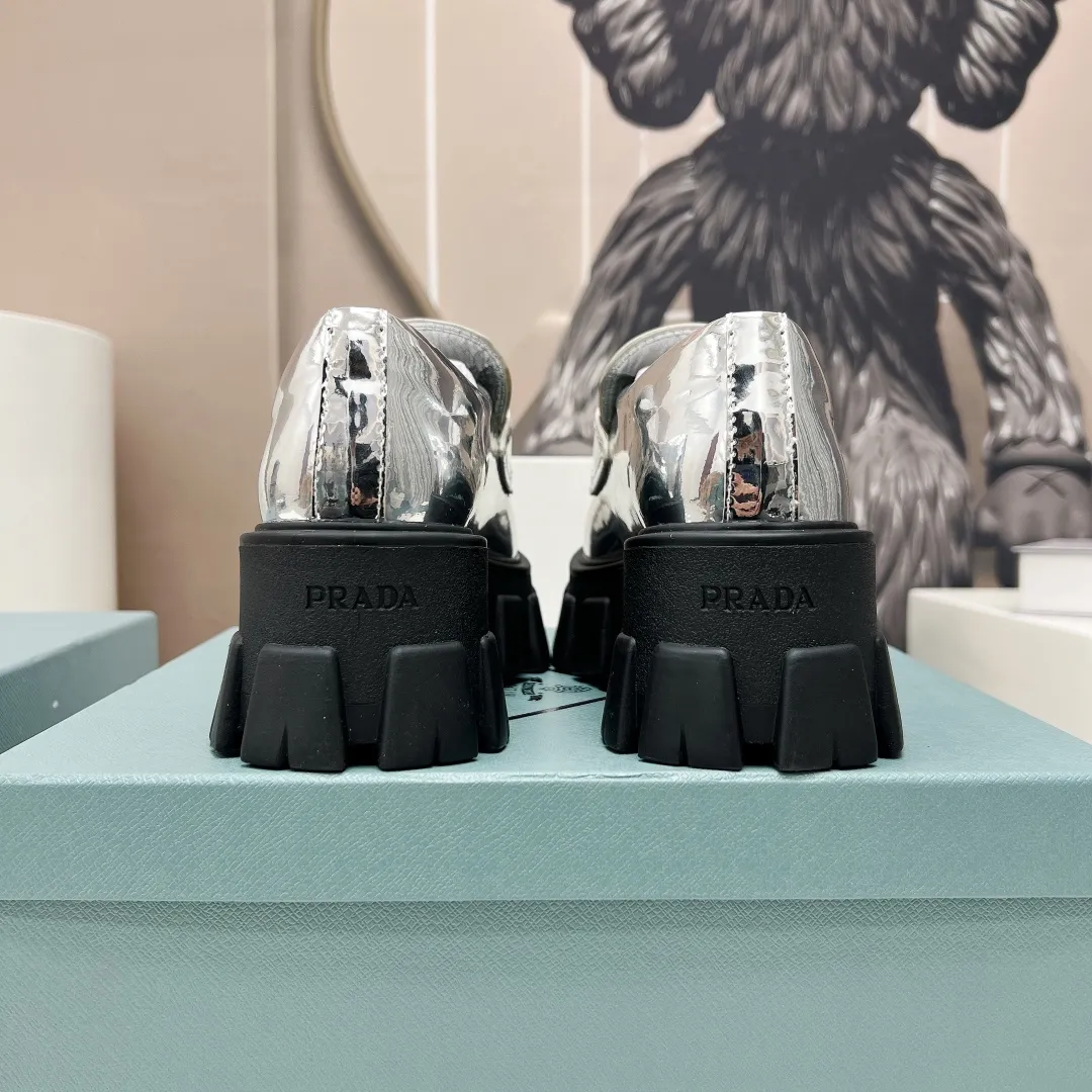 PRADA 2023春シルバースリッポンシューズ - 画像 (9)