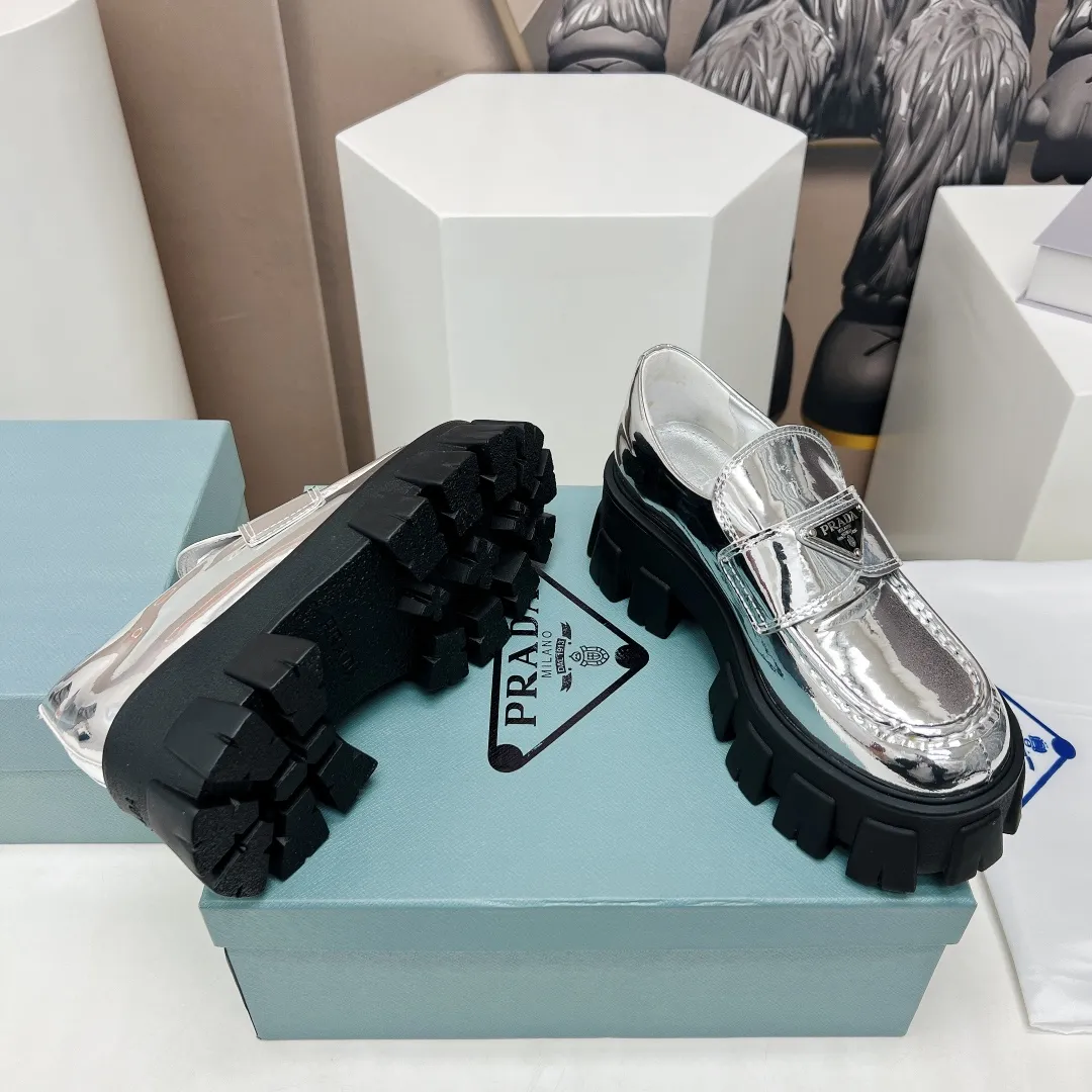 PRADA 2023春シルバースリッポンシューズ - 画像 (10)