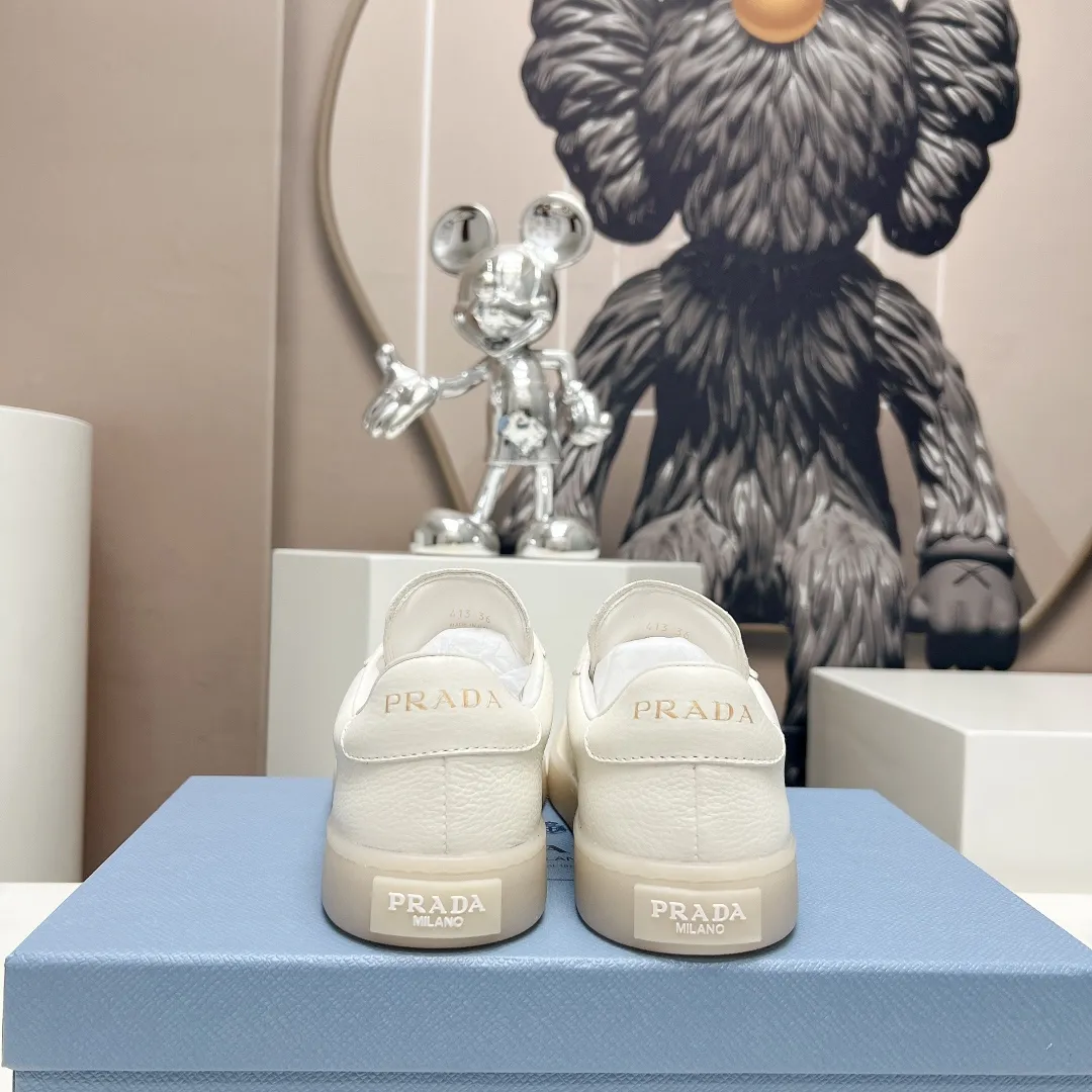 PRADA 2024春季トライアングルロゴカジュアルシューズ ホワイト - 画像 (9)