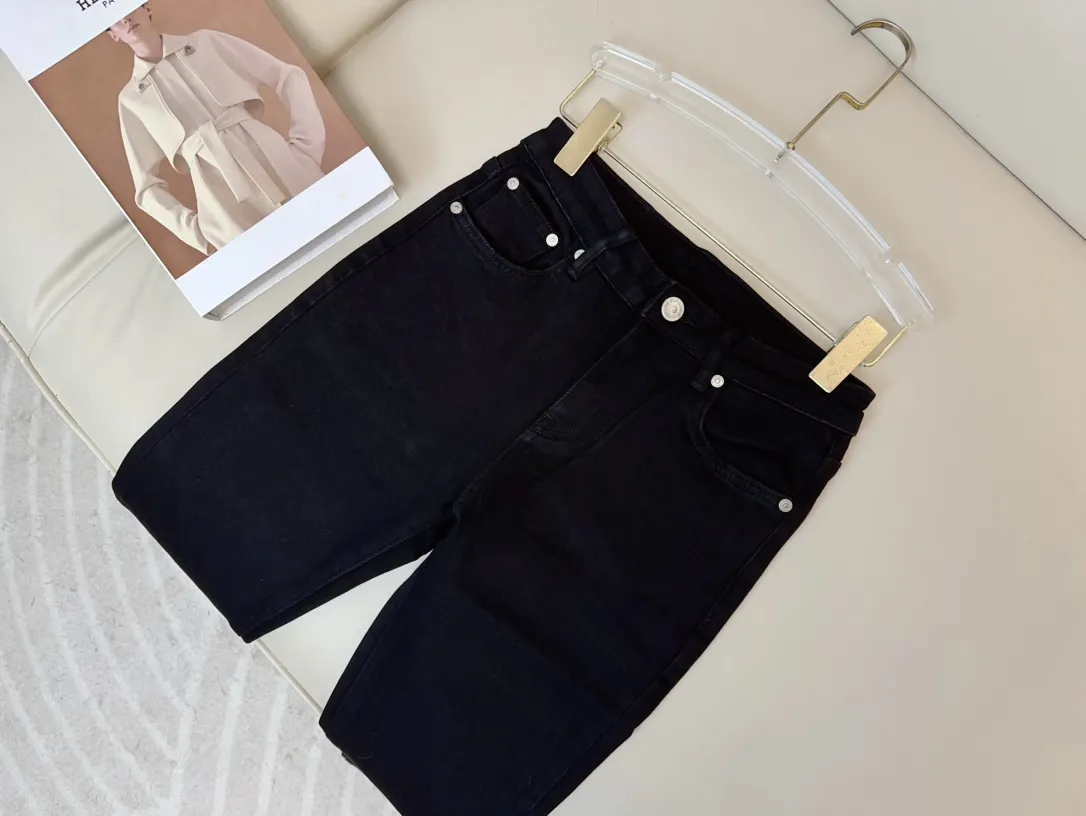 BURBERRY新作ズボン - 画像 (4)