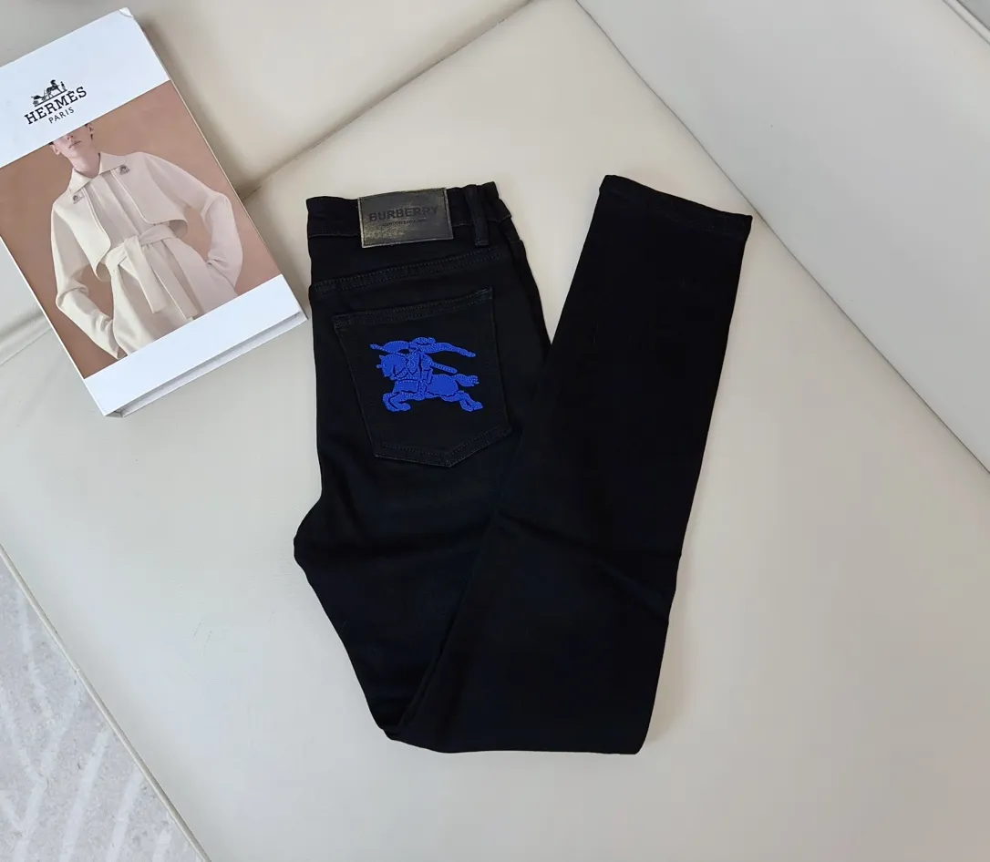 BURBERRY新作ズボン - 画像 (6)