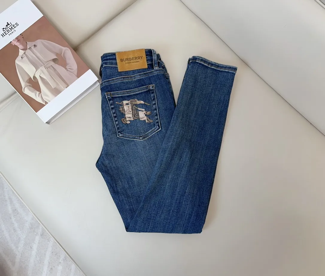 BURBERRY新作ズボン - 画像 (6)