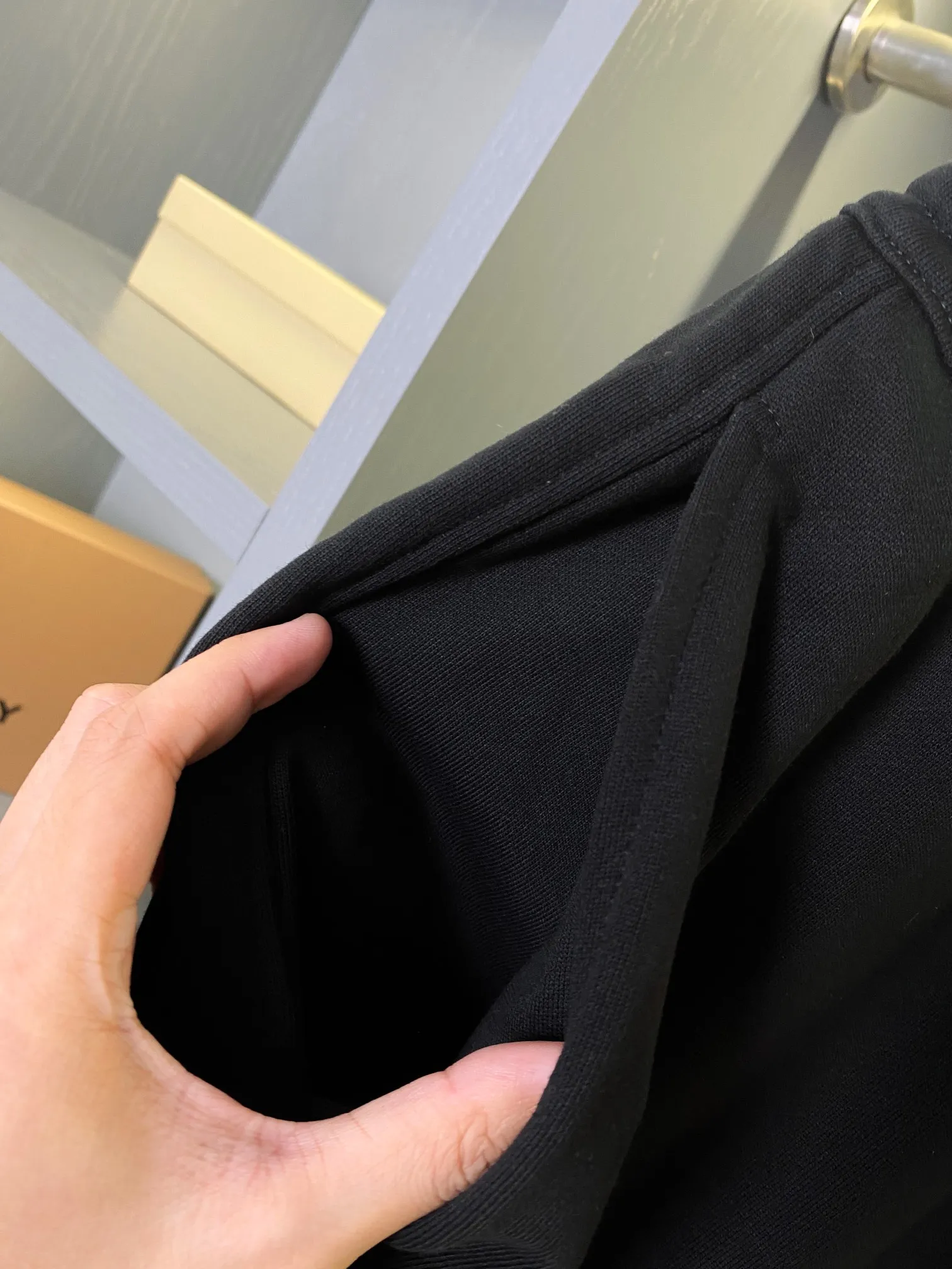 BURBERRY ブラック 馬術騎士刺繍ショーツ - 画像 (8)