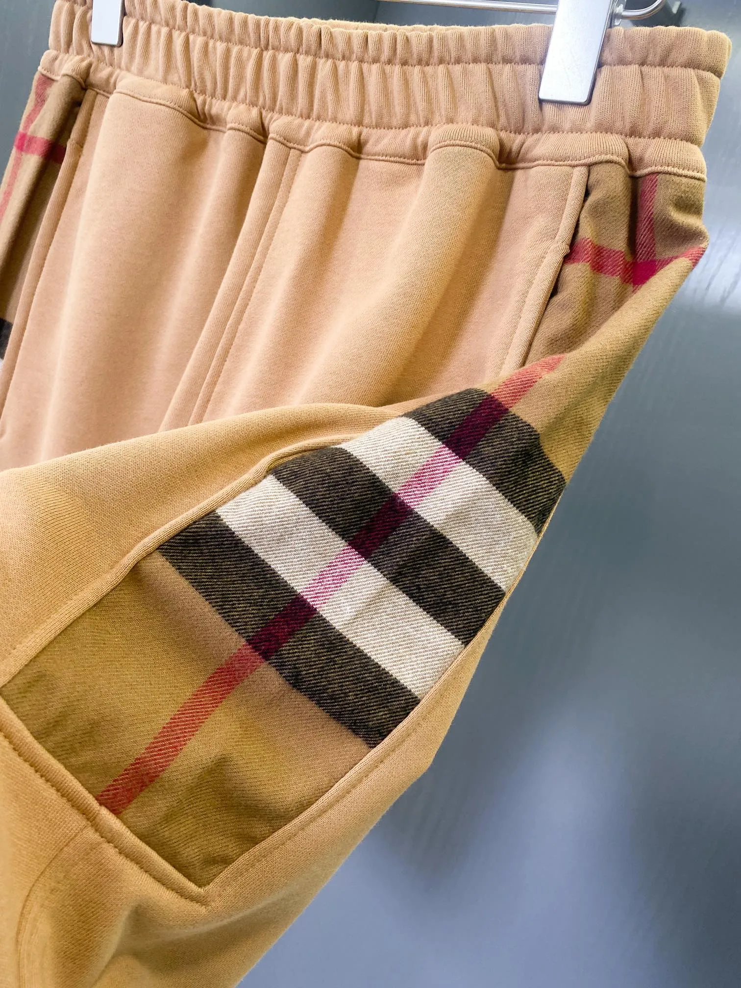 BURBERRY ベージュ 格子柄 コットンショーツ - 画像 (8)