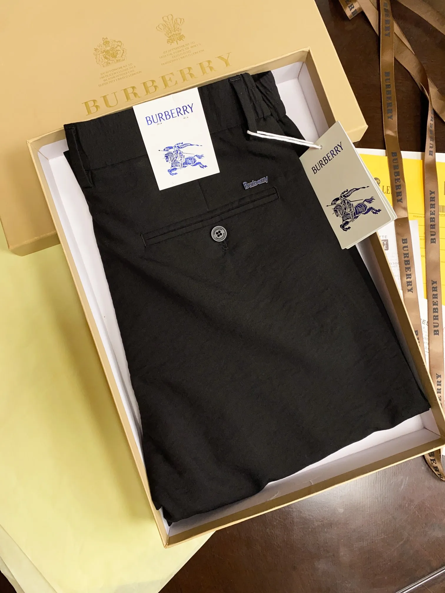 バーバリー ブラック 薄手メンズジーンズ - 画像 (10)