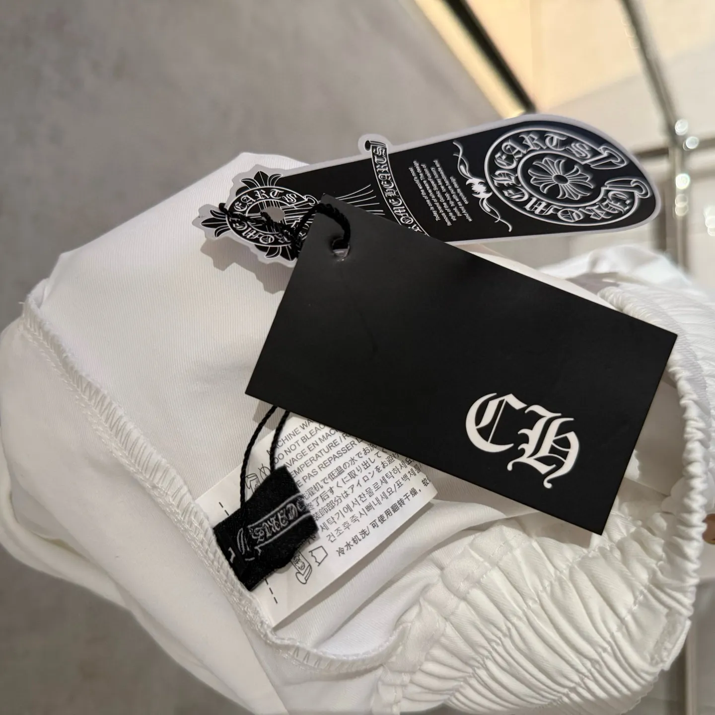 Chrome Hearts パンツ 白 カラフルクロスデザイン - 画像 (9)