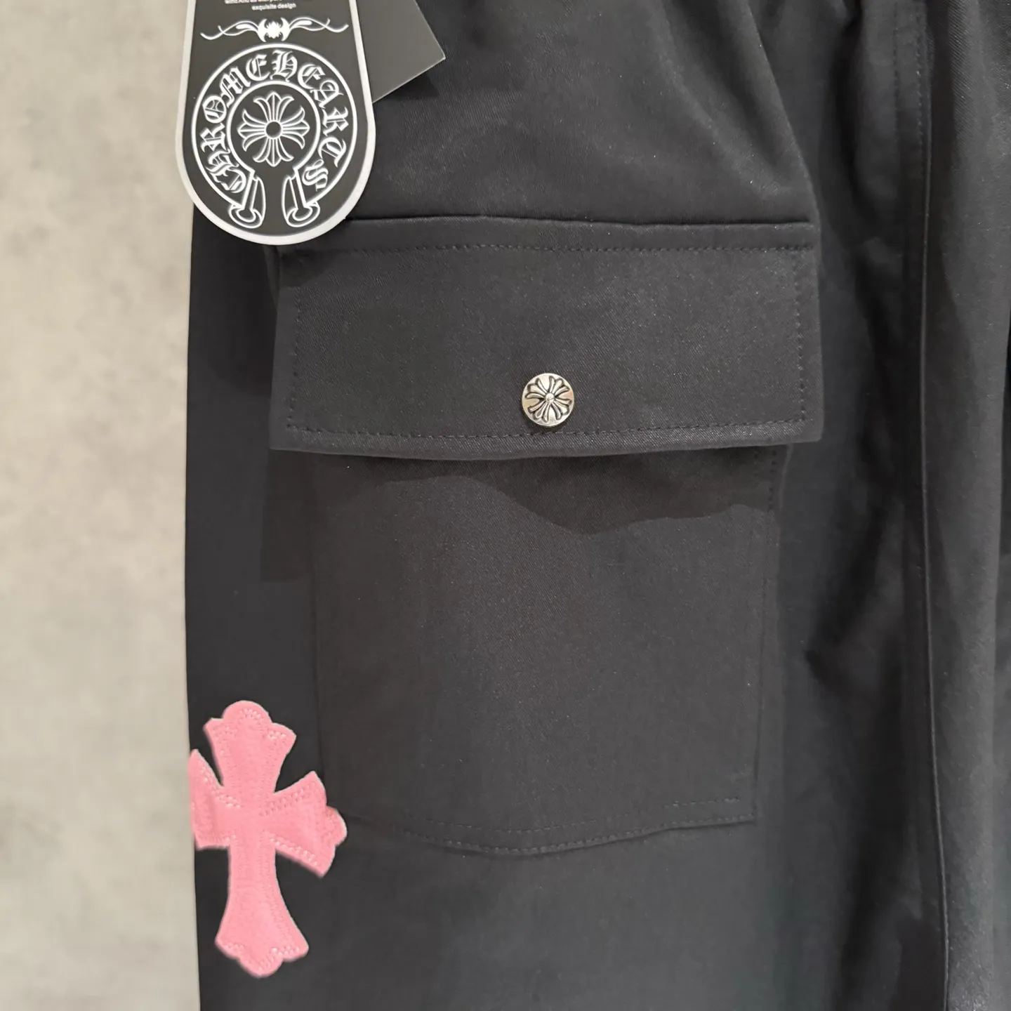 Chrome Hearts 重磅クロスパラシュートパンツ黒ワイド - 画像 (8)