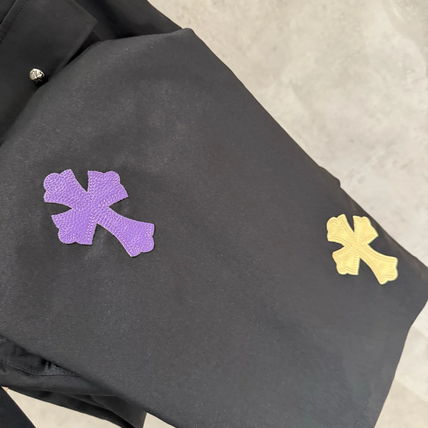 Chrome Hearts 重磅クロスパラシュートパンツ黒ワイド - 画像 (10)