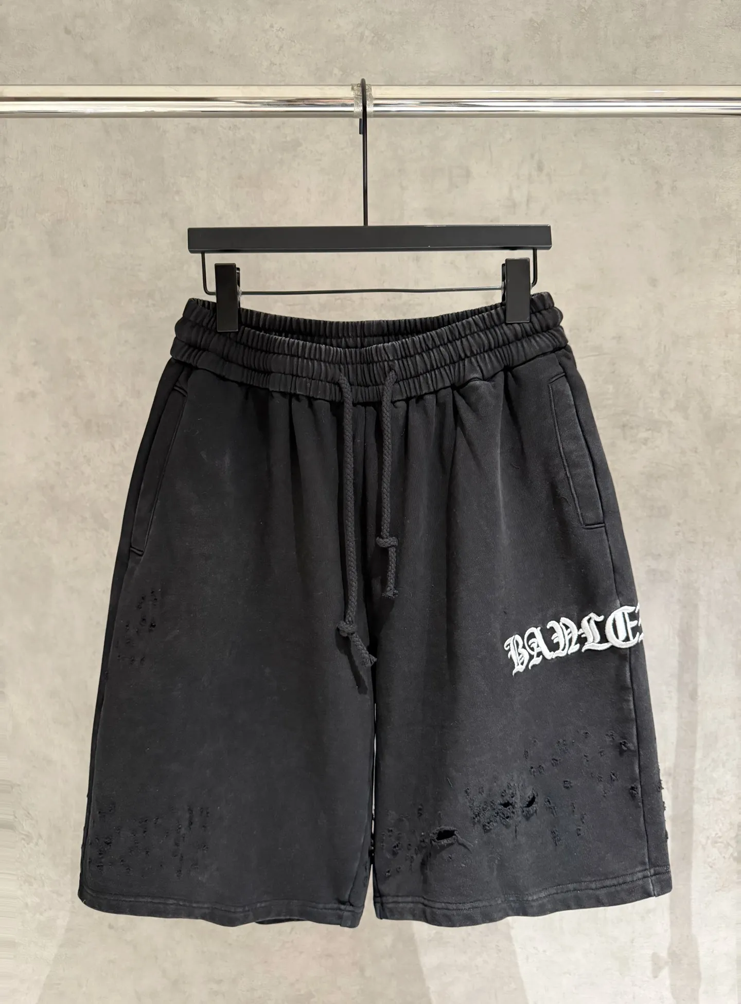 Chrome Hearts 黒色別針重工ショーツ