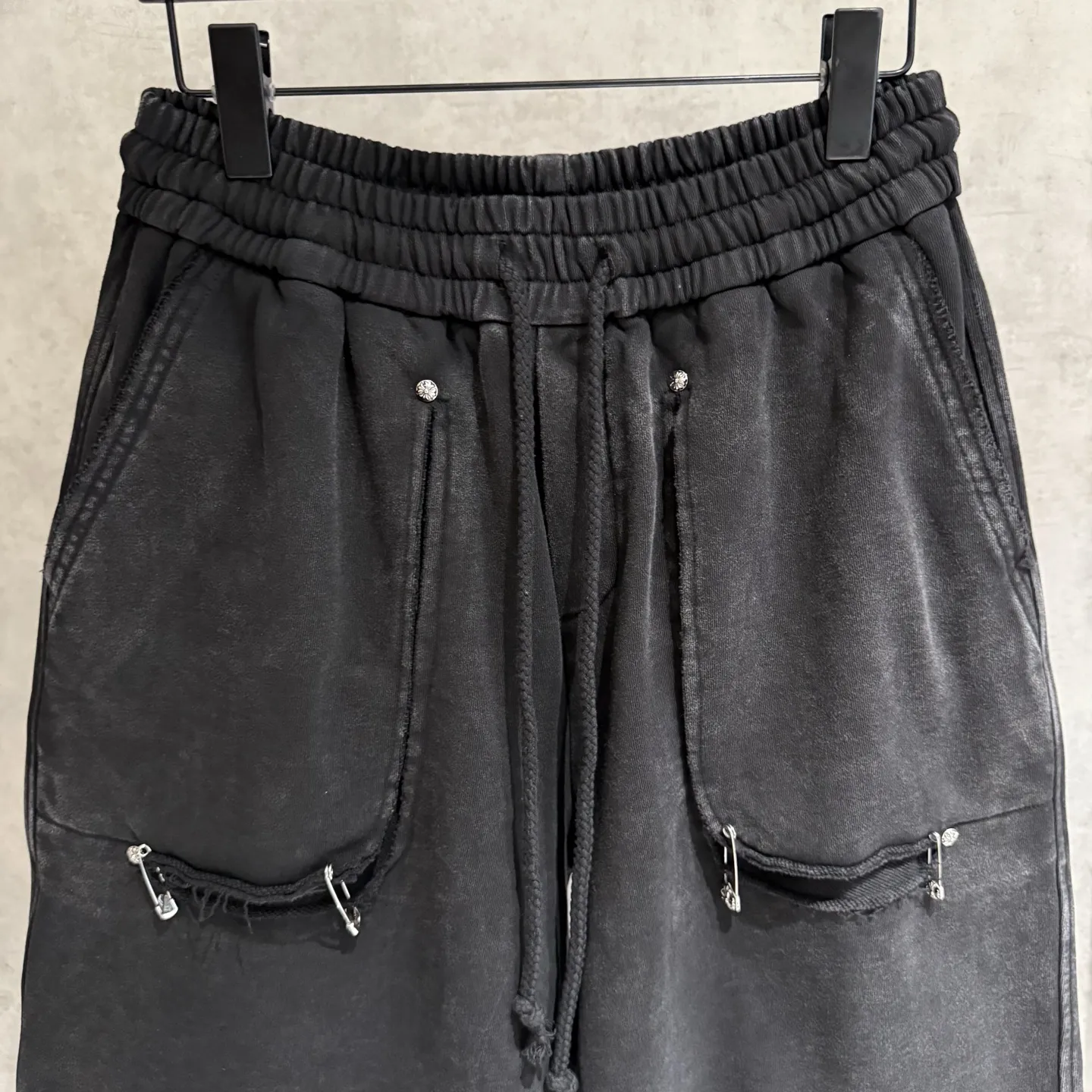 CHクロスハート黒色別針重工ショーツ - 画像 (4)