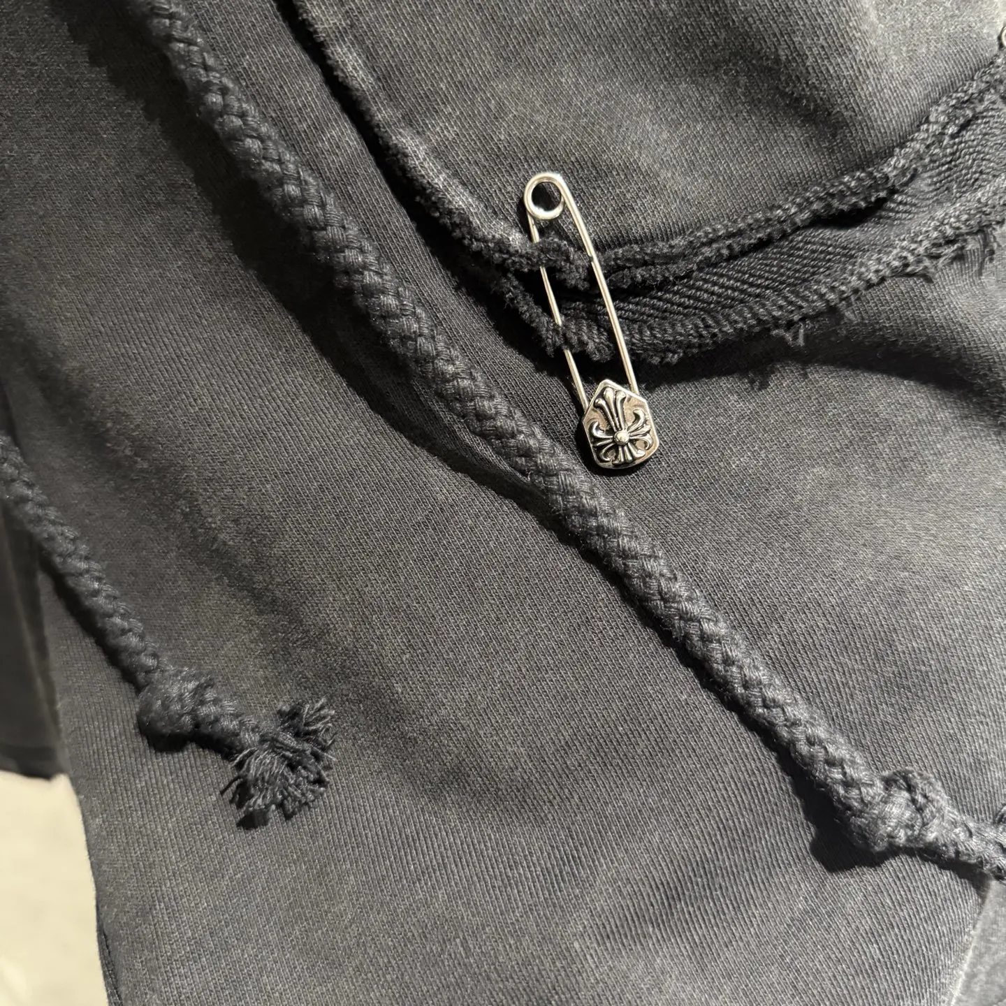 CHクロスハート黒色別針重工ショーツ - 画像 (8)