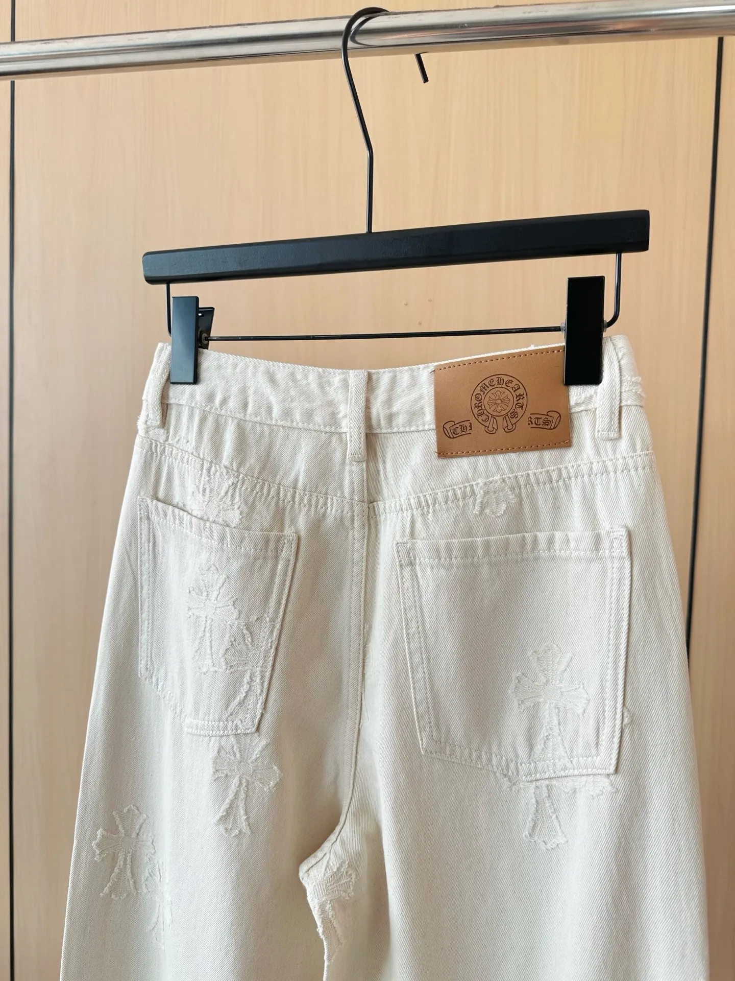 Chrome Hearts 杏色ワイドレッグデニムパンツ - 画像 (6)