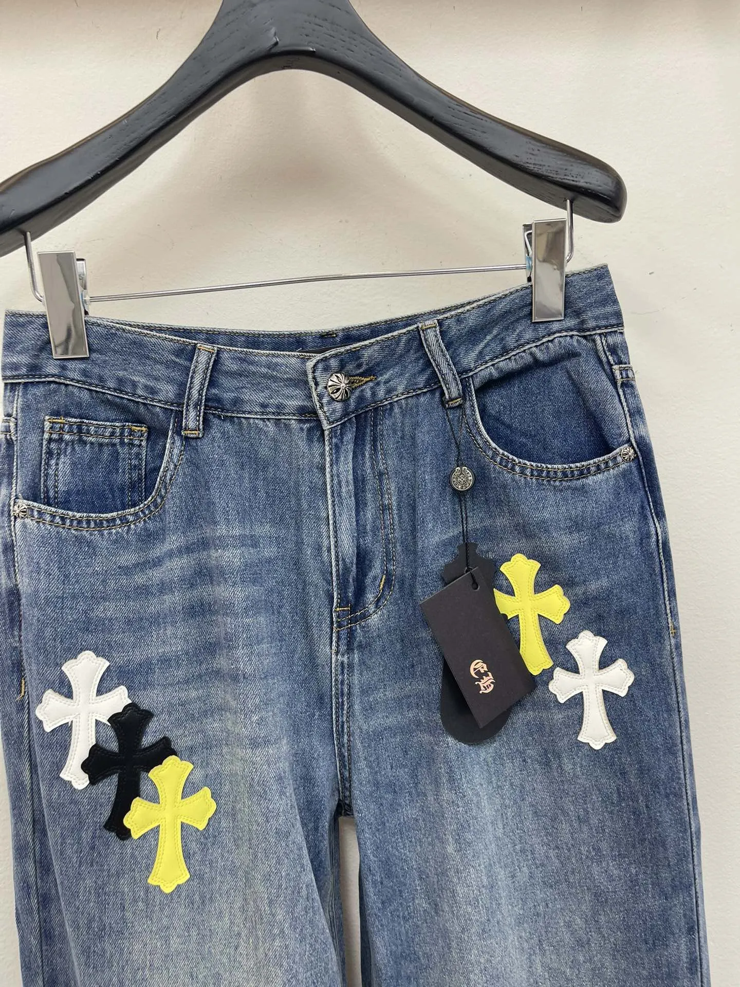 Chrome Hearts ブルー十字架ロゴ直筒ジーンズ - 画像 (4)