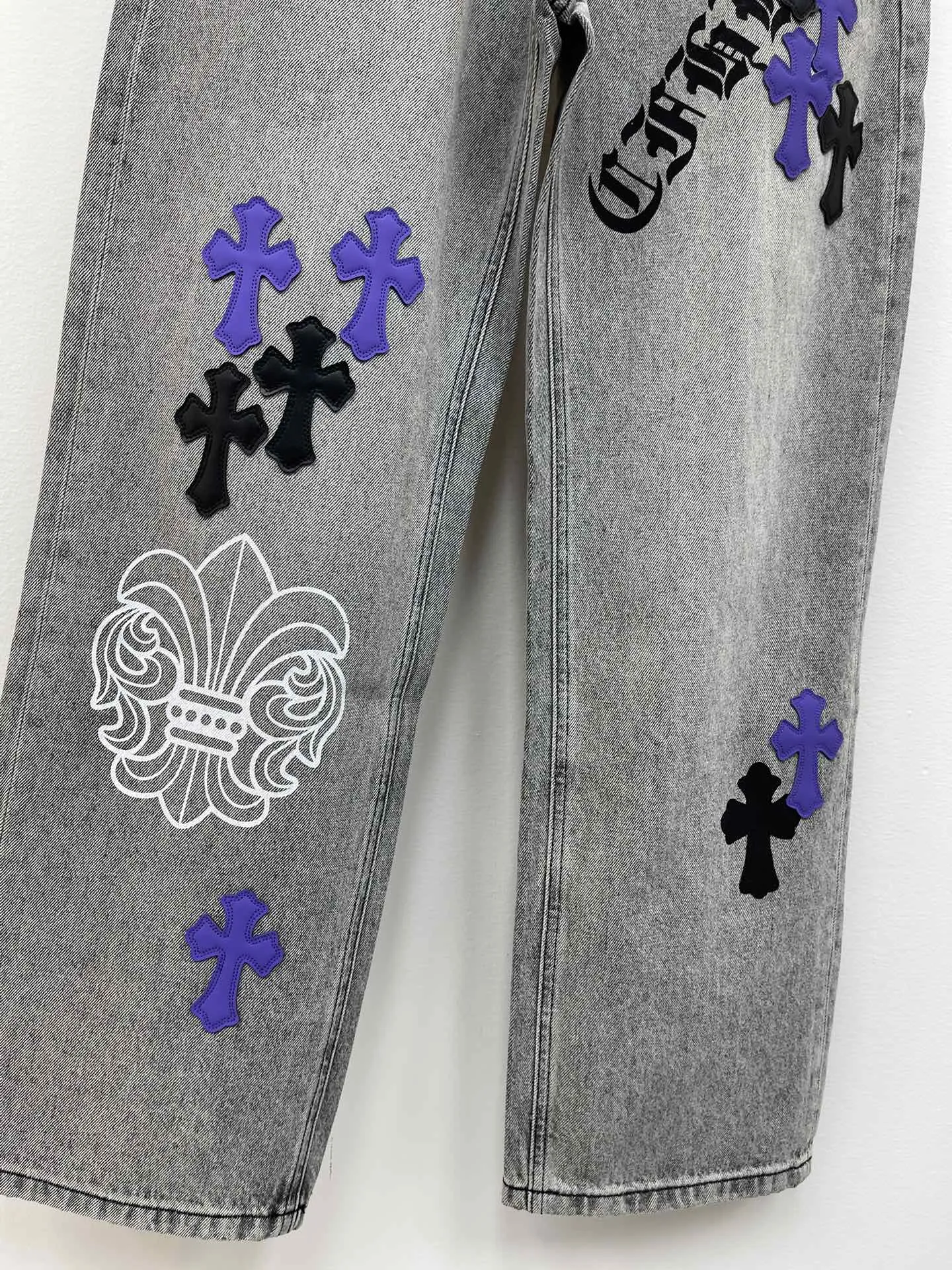 Chrome Hearts クロス柄デニムパンツ グレー - 画像 (5)