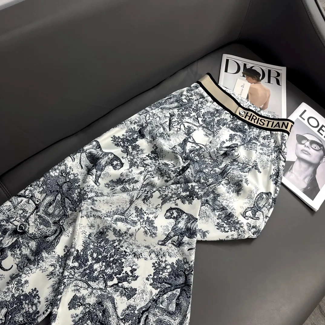 Christian Dior 白黒動物柄リラックスパンツ - 画像 (5)